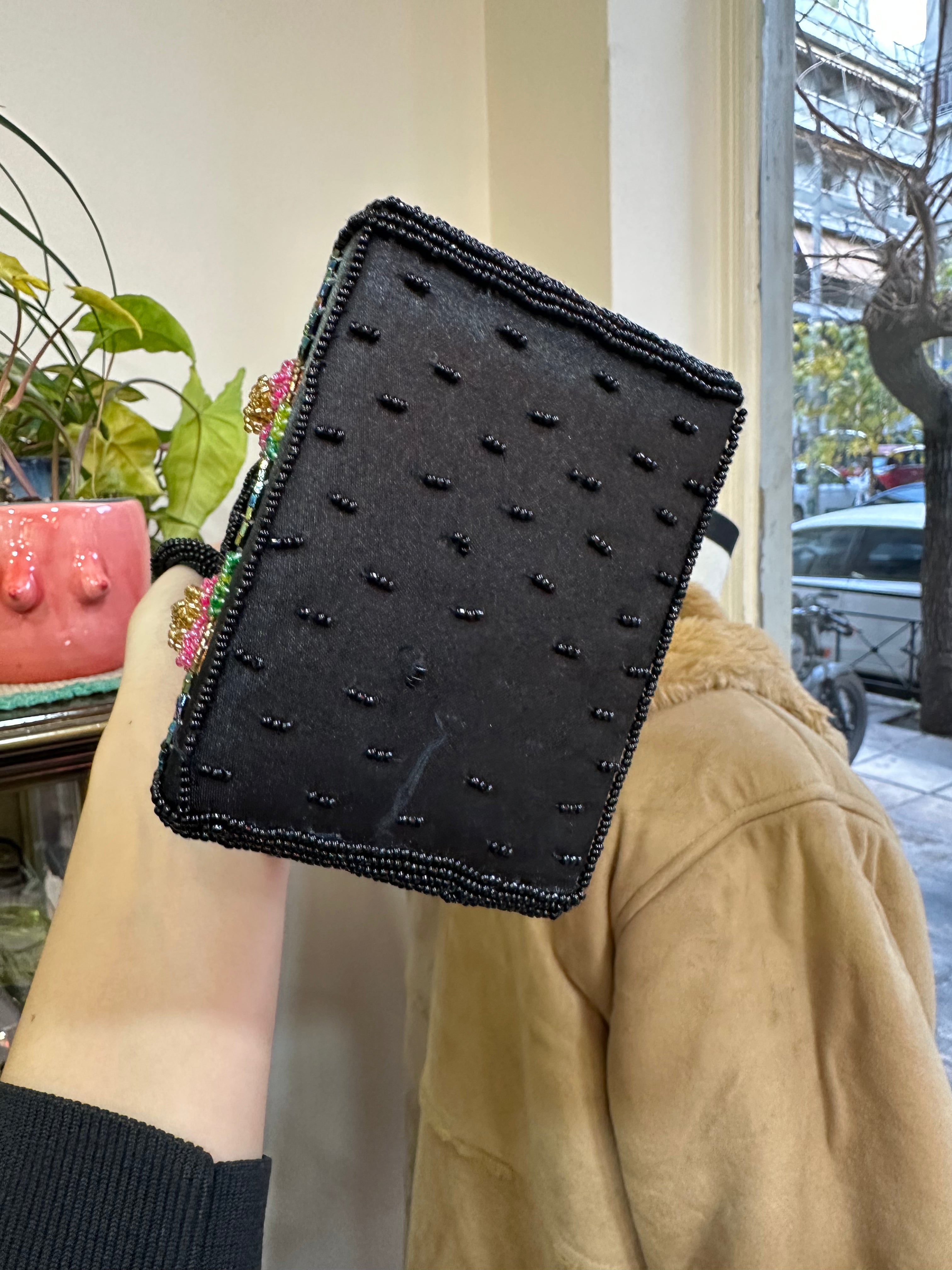 Stunning Antique-Inspired Beaded Purse with Flowers