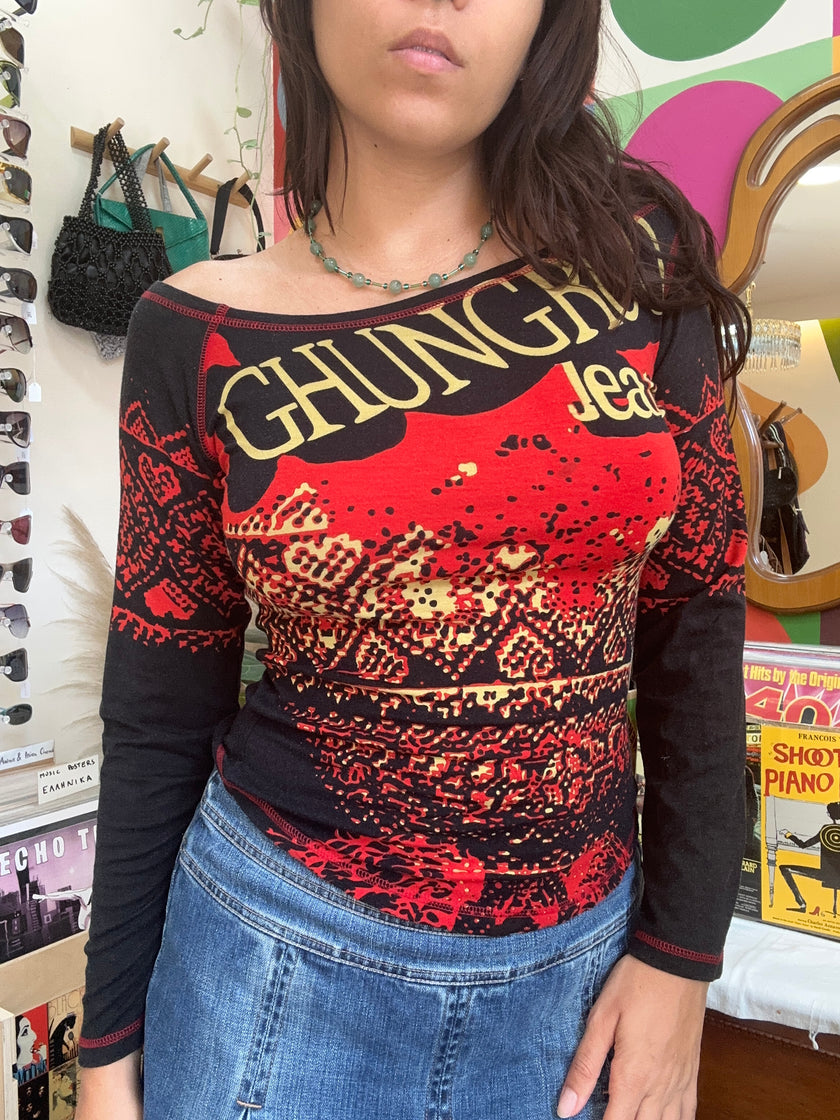 ghungroo Y2K graphic long sleeve top (M/L)