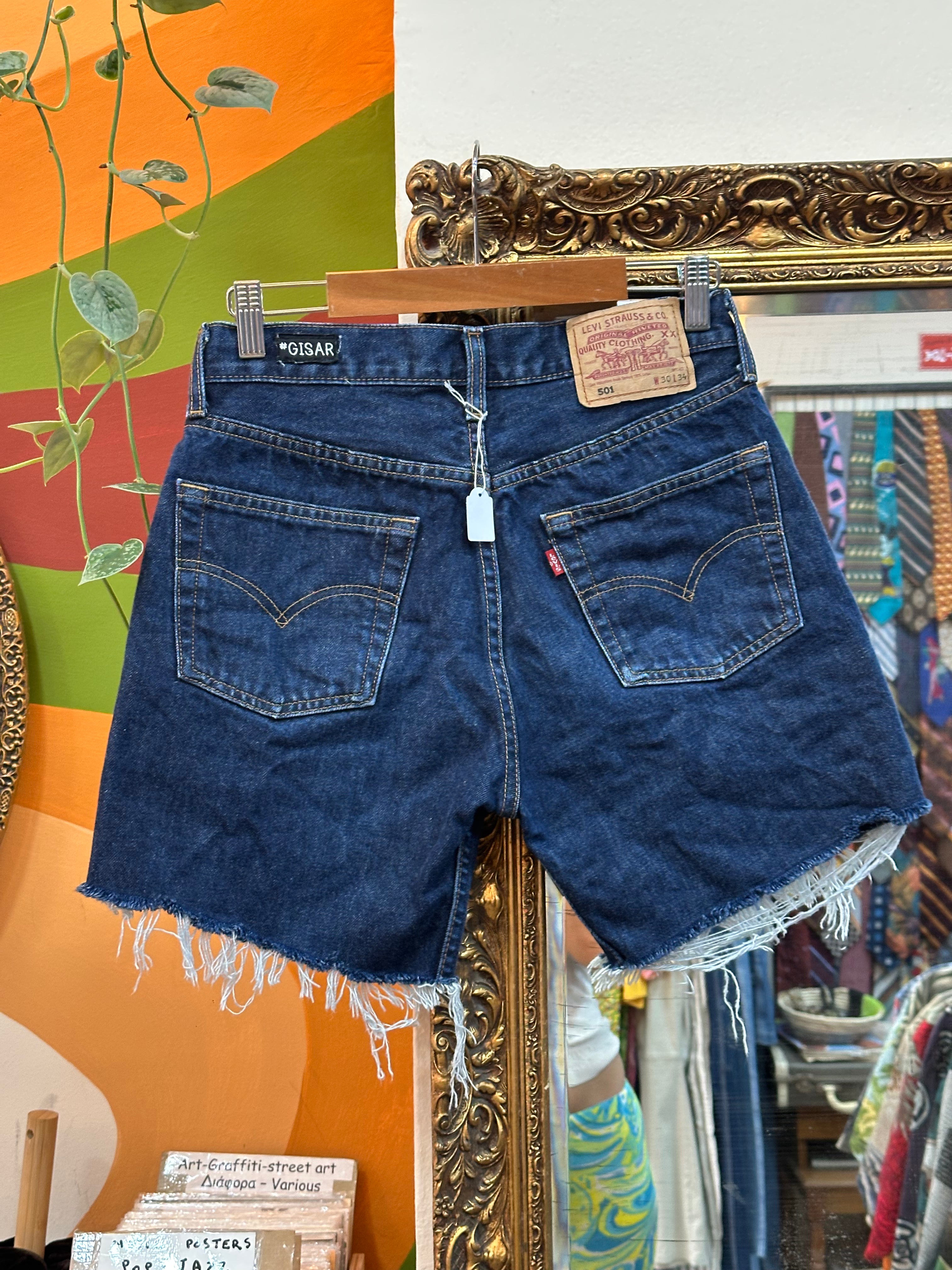 Levis 501 denim shorts (W30)