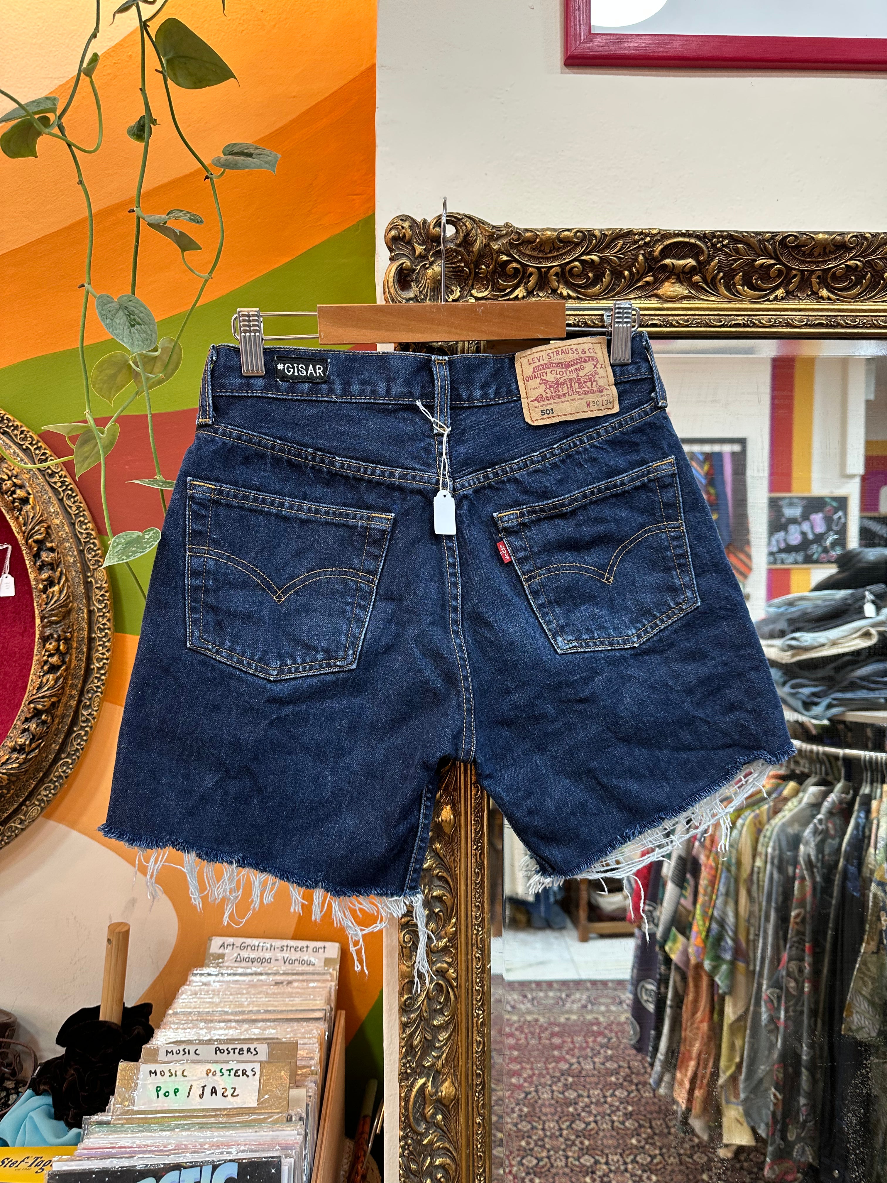 Levis 501 denim shorts (W30)