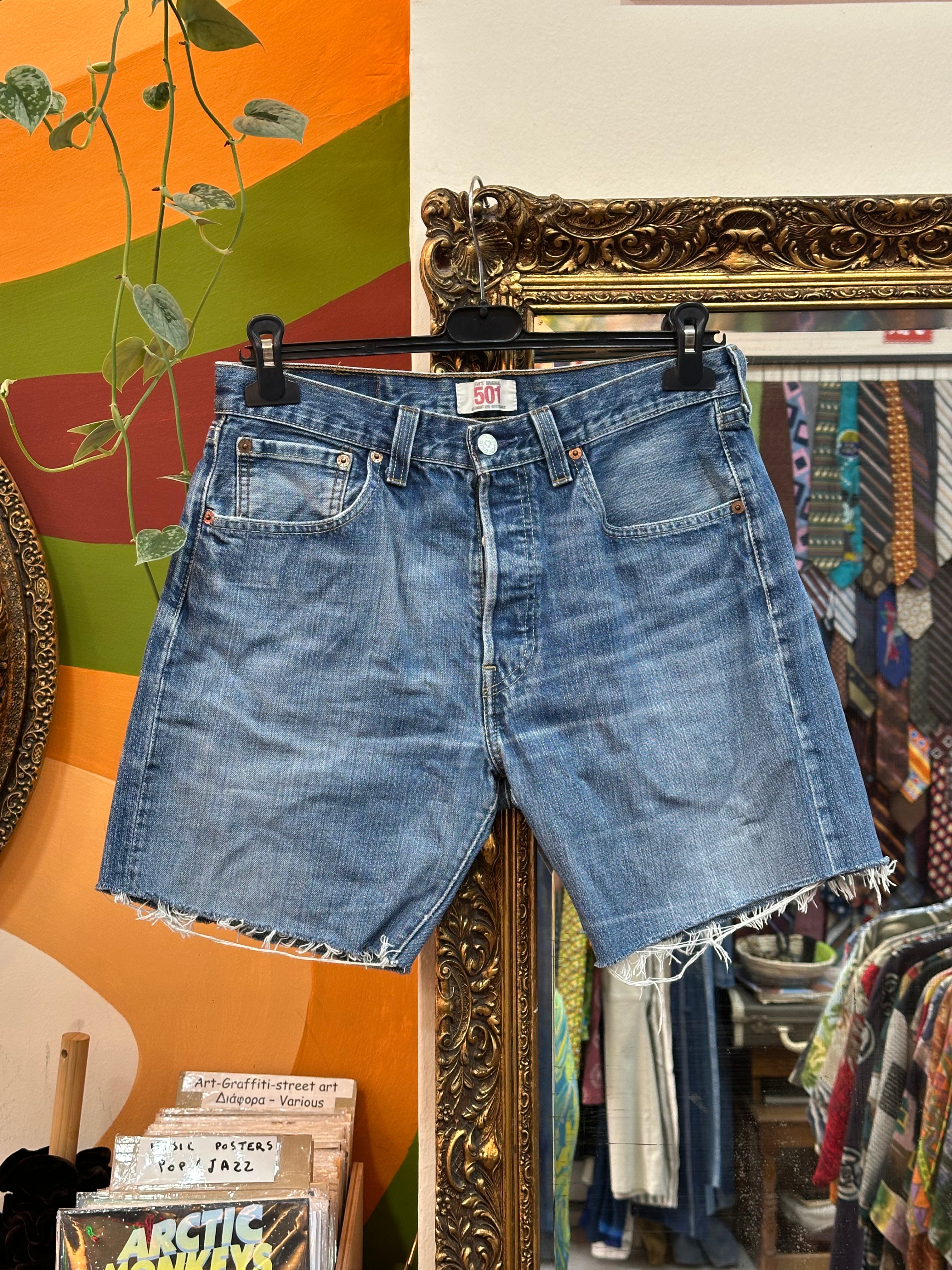 Levi's 501 denim shorts (W32)