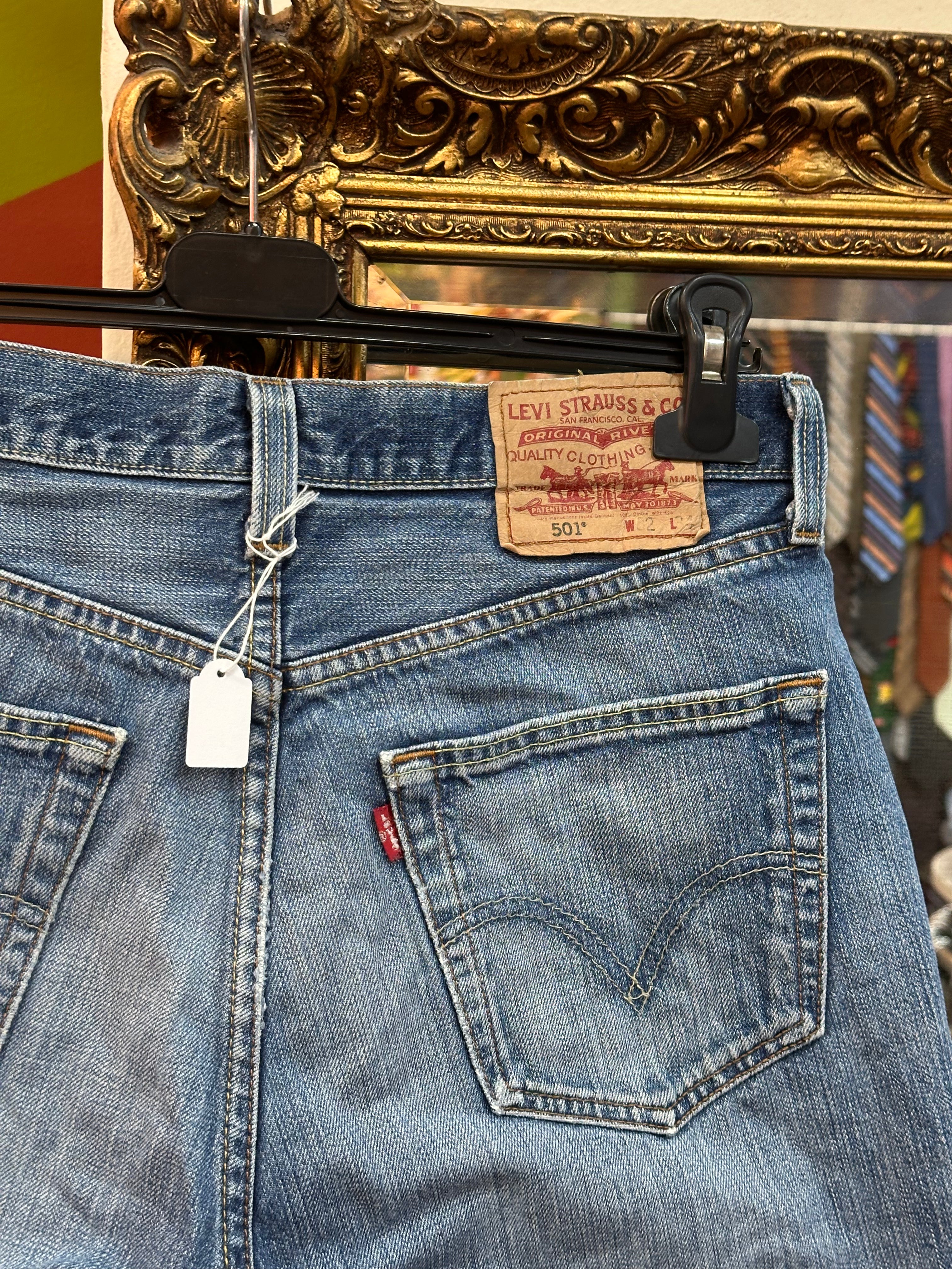 Levi's 501 denim shorts (W32)