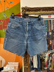 AMERICANINO dark wash high waisted shorts (W32)