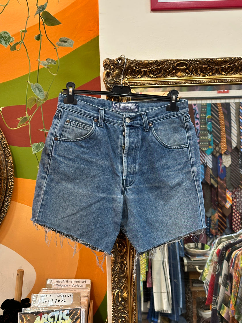 AMERICANINO dark wash high waisted shorts (W32)