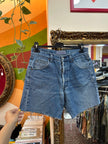 AMERICANINO dark wash high waisted shorts (W32)