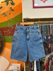 CLOSED high waisted denim shorts (W30)