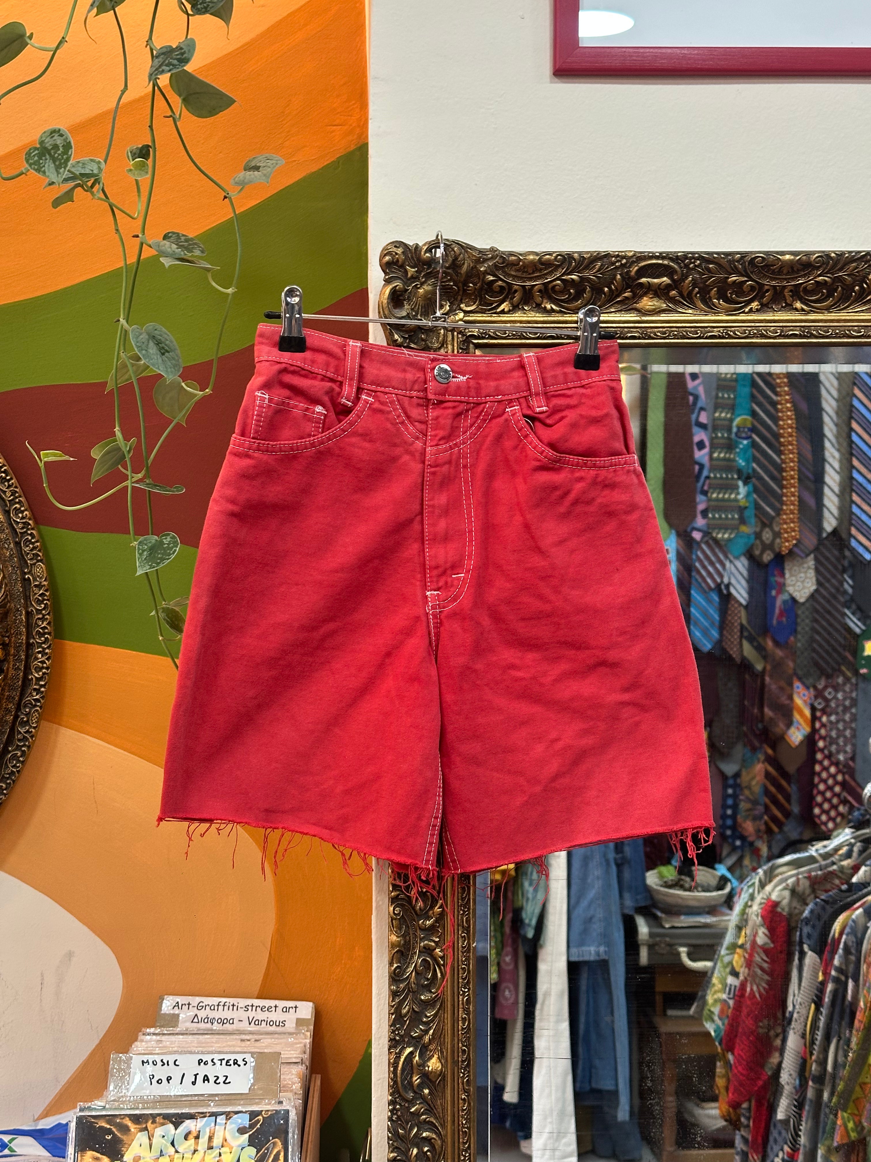 Vintage red high waisted denim shorts (XS)