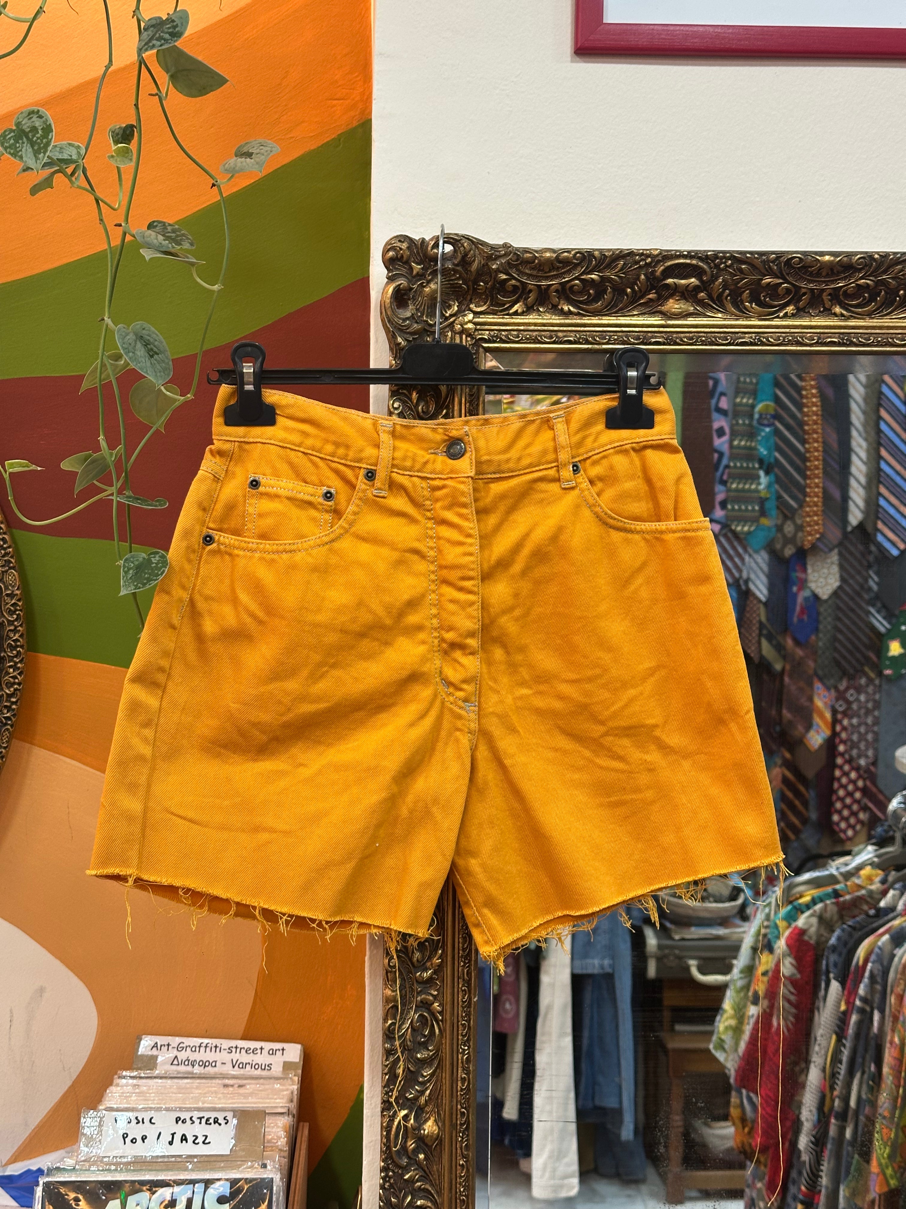 Vintage orange high waisted denim shorts (W31)