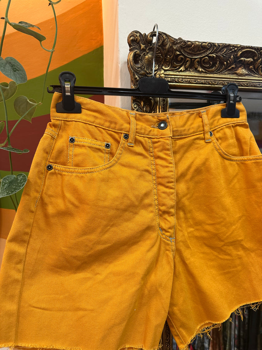 Vintage orange high waisted denim shorts (W31)