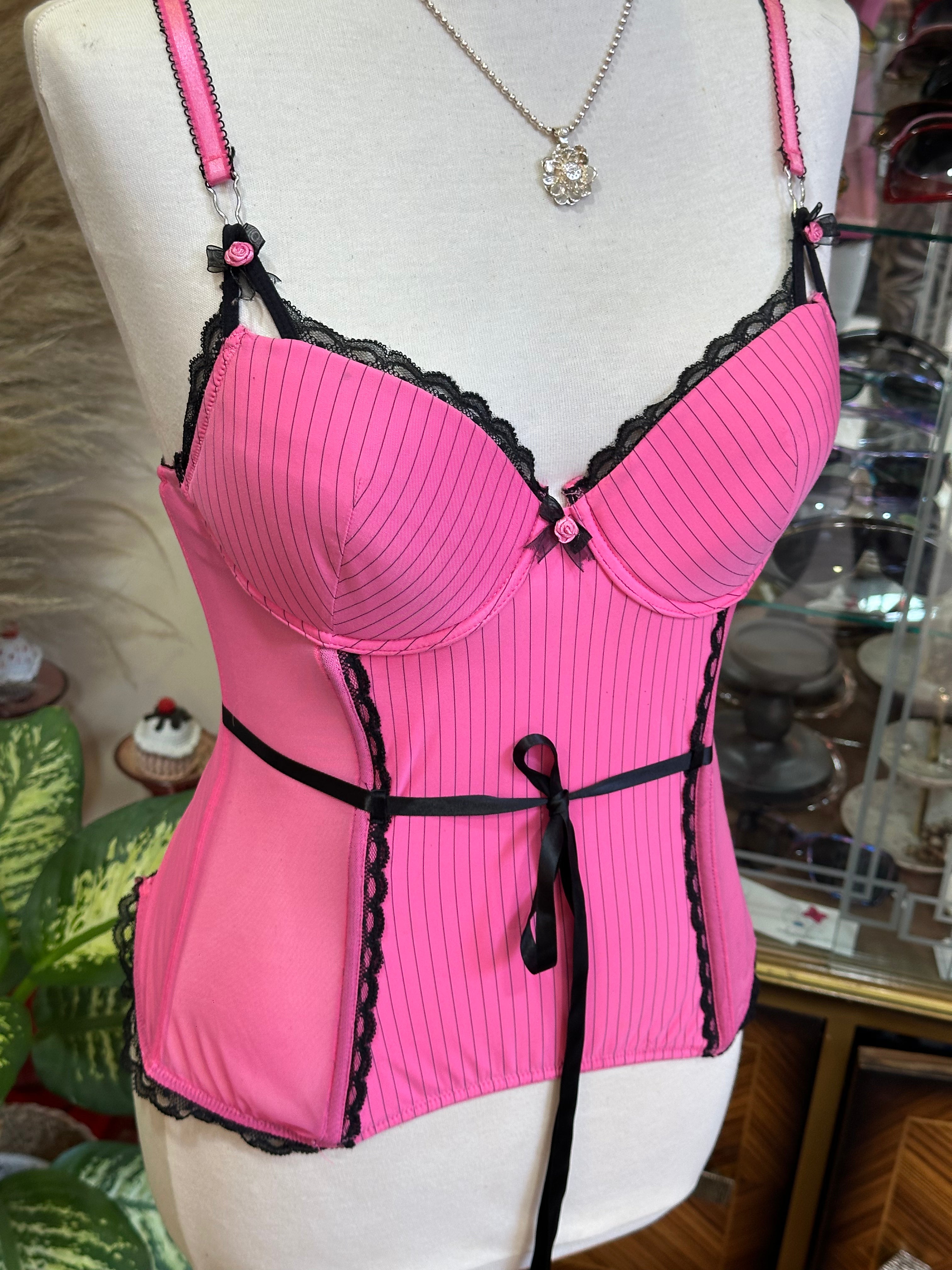 Super cute pink corset top (75B)