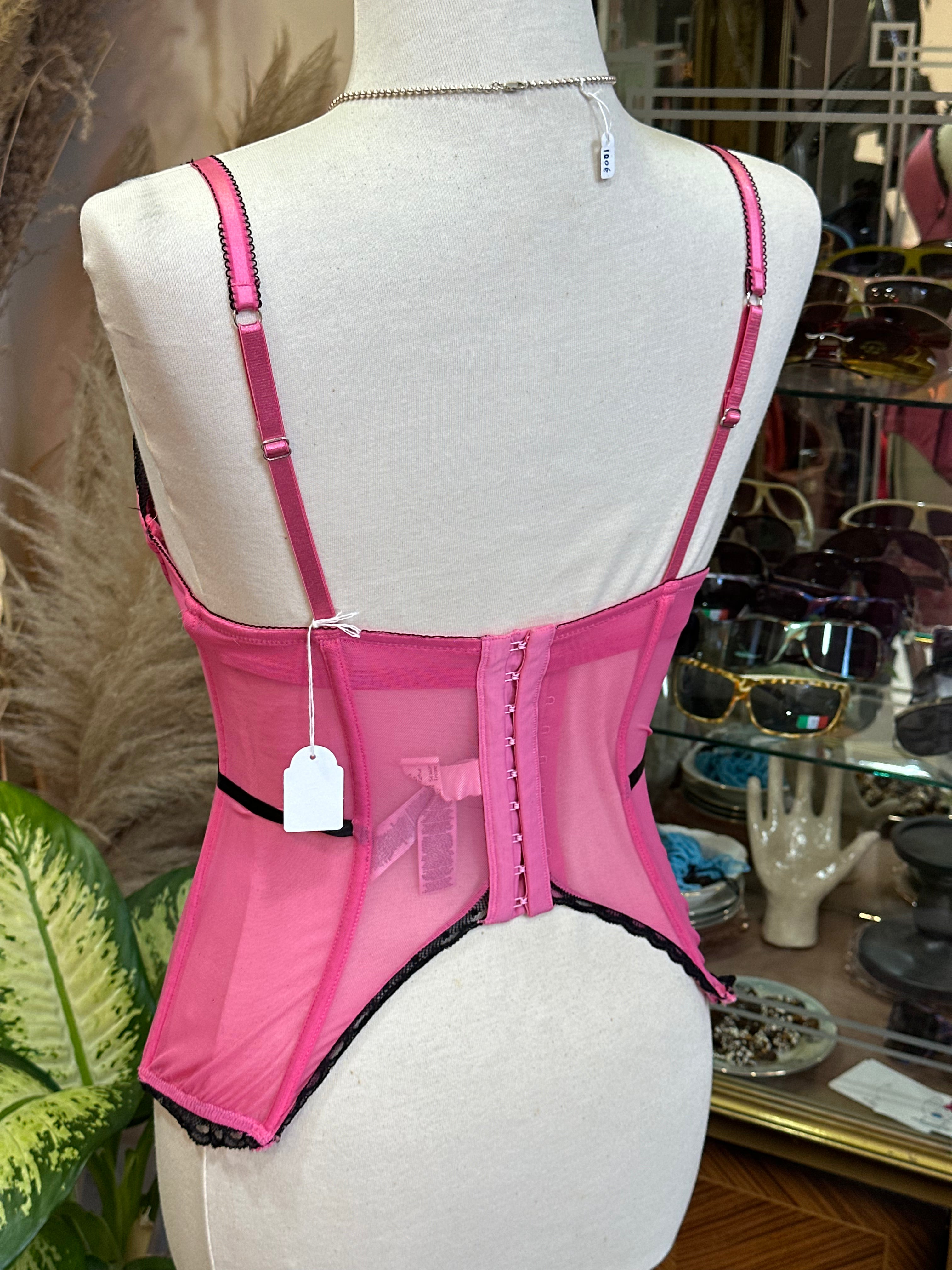 Super cute pink corset top (75B)