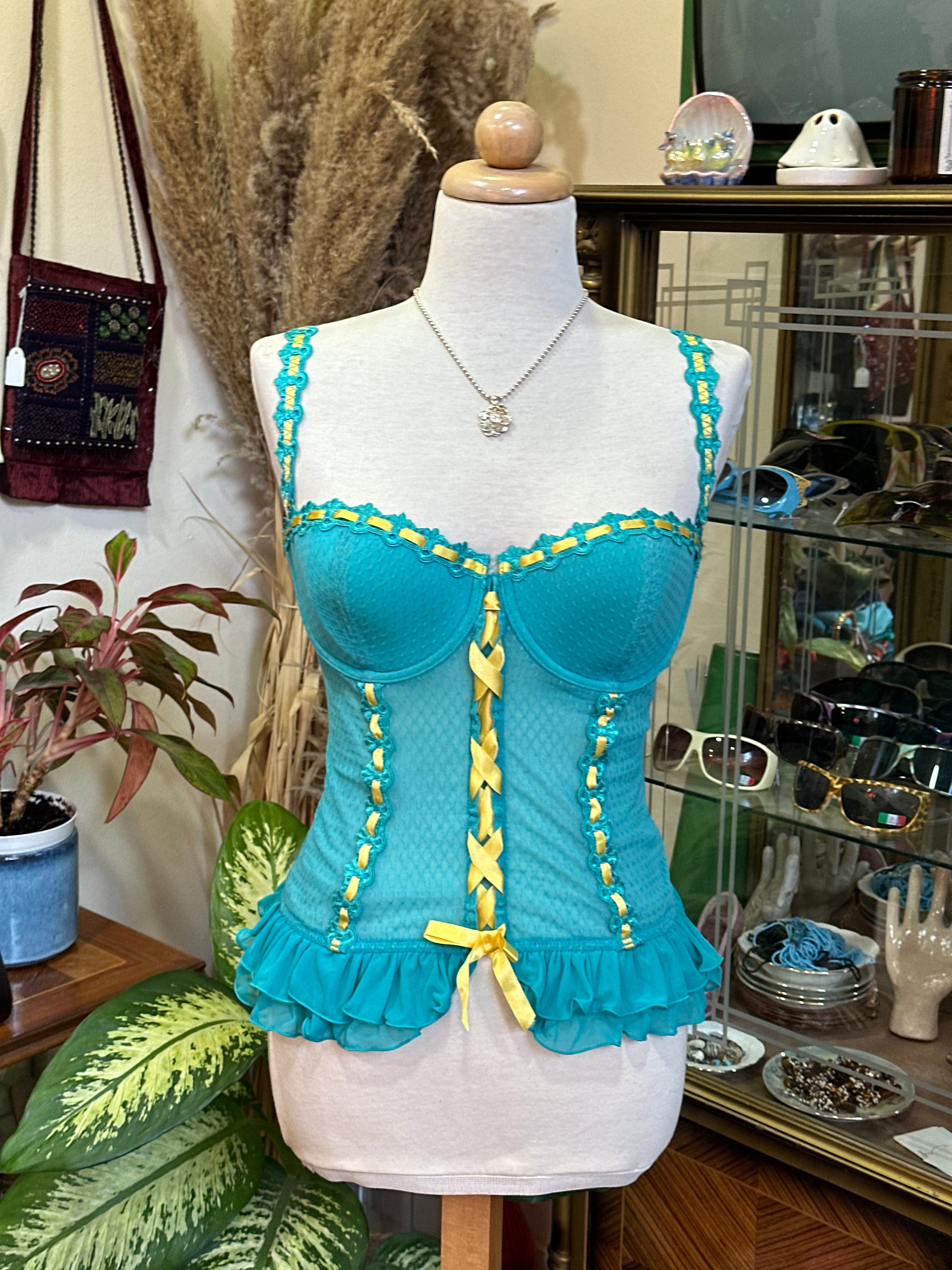 Beautiful lacy corset top (S/M)