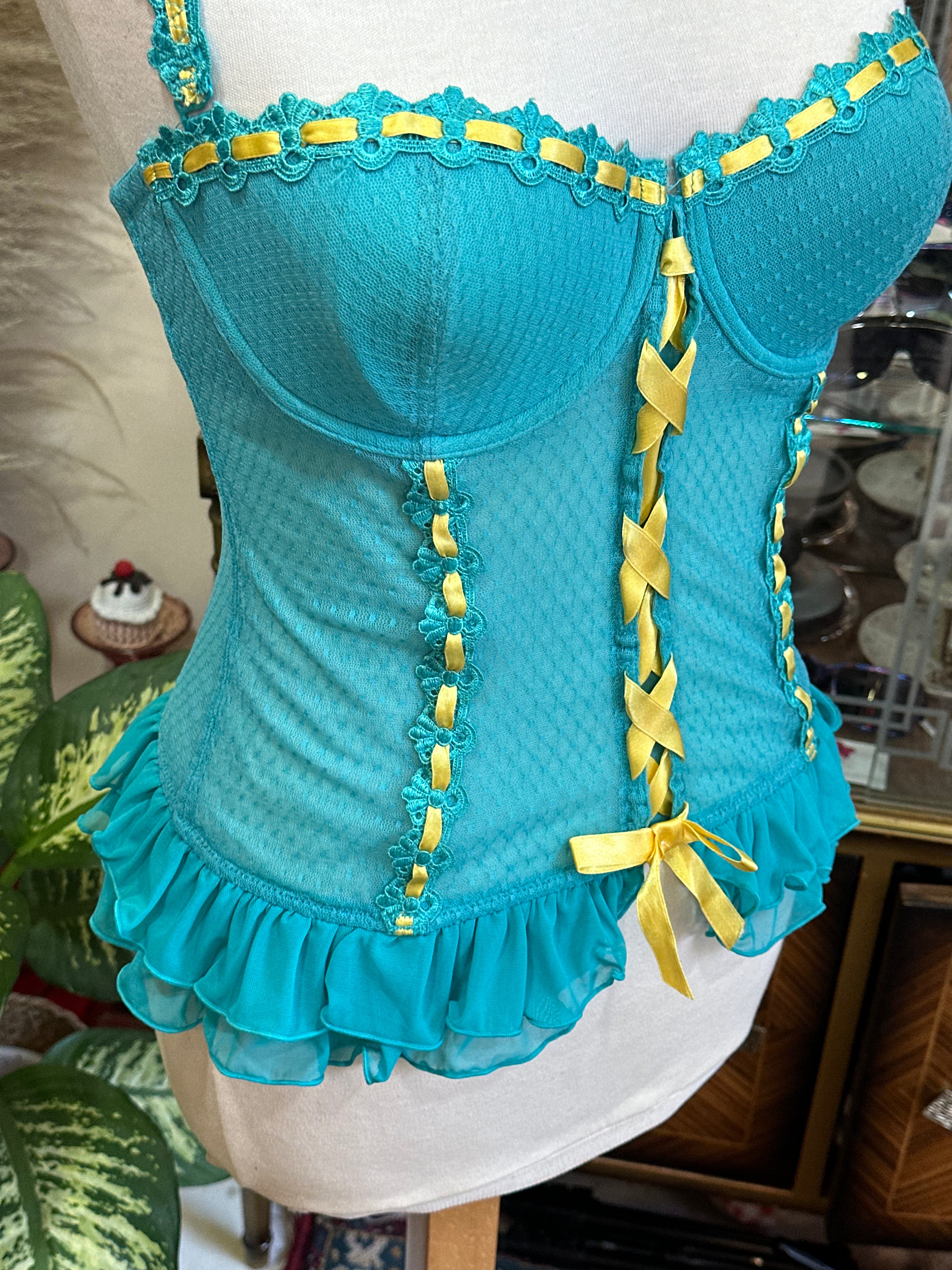Beautiful lacy corset top (S/M)