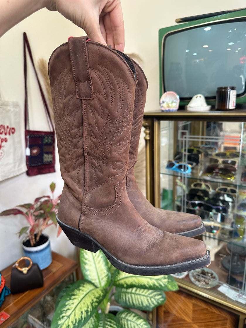Vintage genuine leather cowboy boots (35)