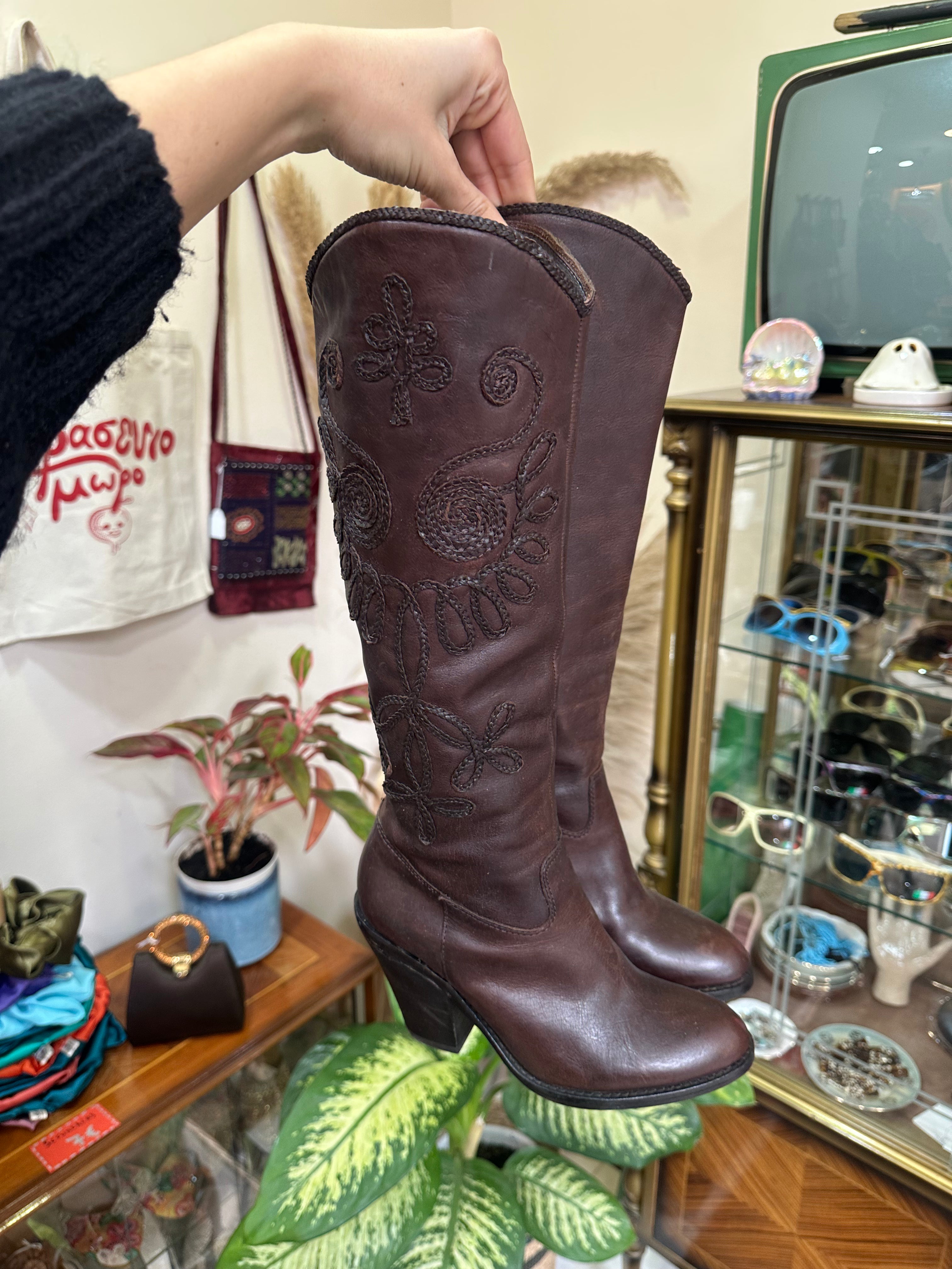 Brown Leather Embroidered Knee-High Boots with Block Heel (36)