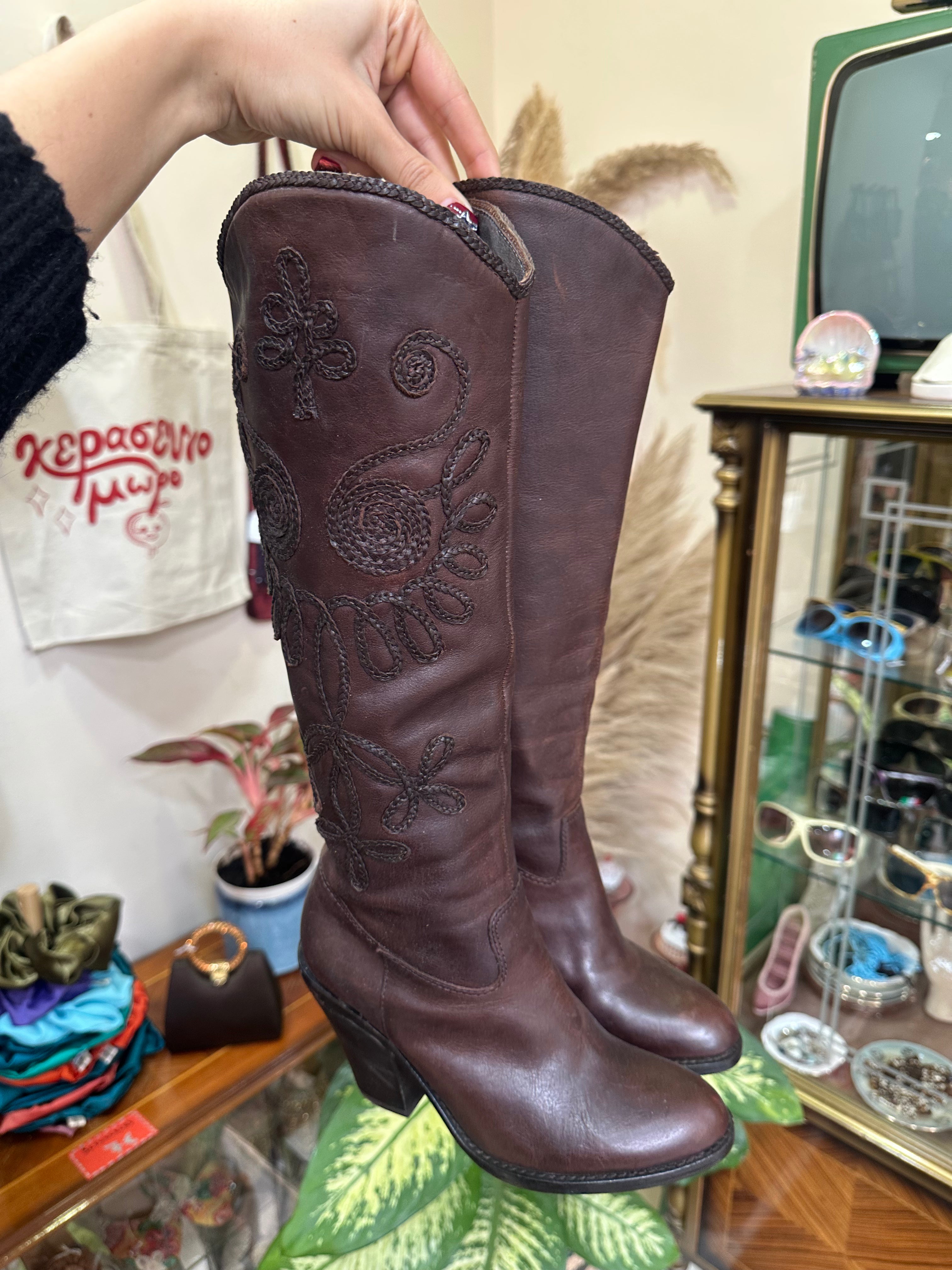 Brown Leather Embroidered Knee-High Boots with Block Heel (36)