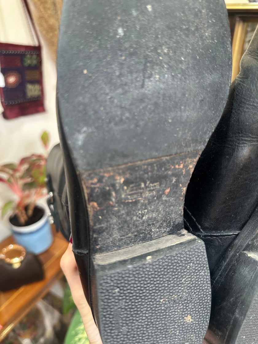 Max Mara Black Leather Mid-Calf Boots with Silver Buckle Detail (37)