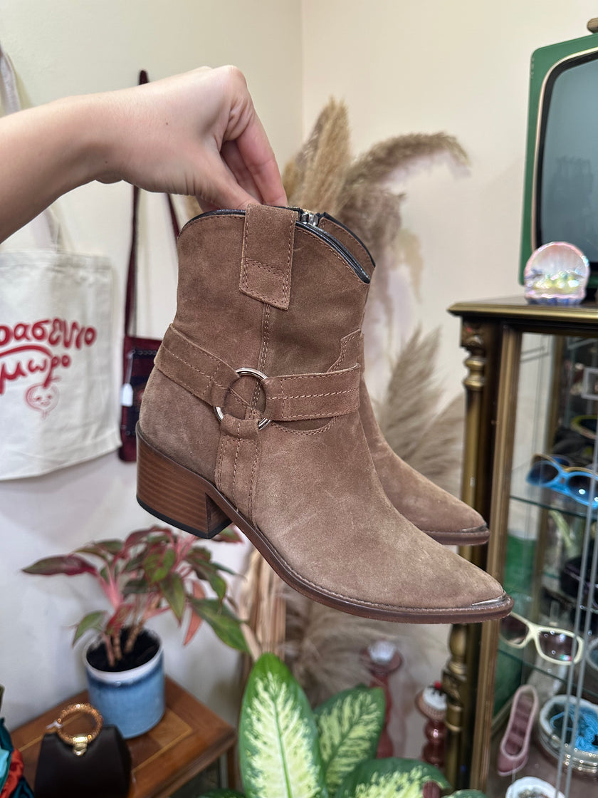 Taupe Suede Ankle Boots with Block Heel and Ring Detail (Made in Italy) (36)