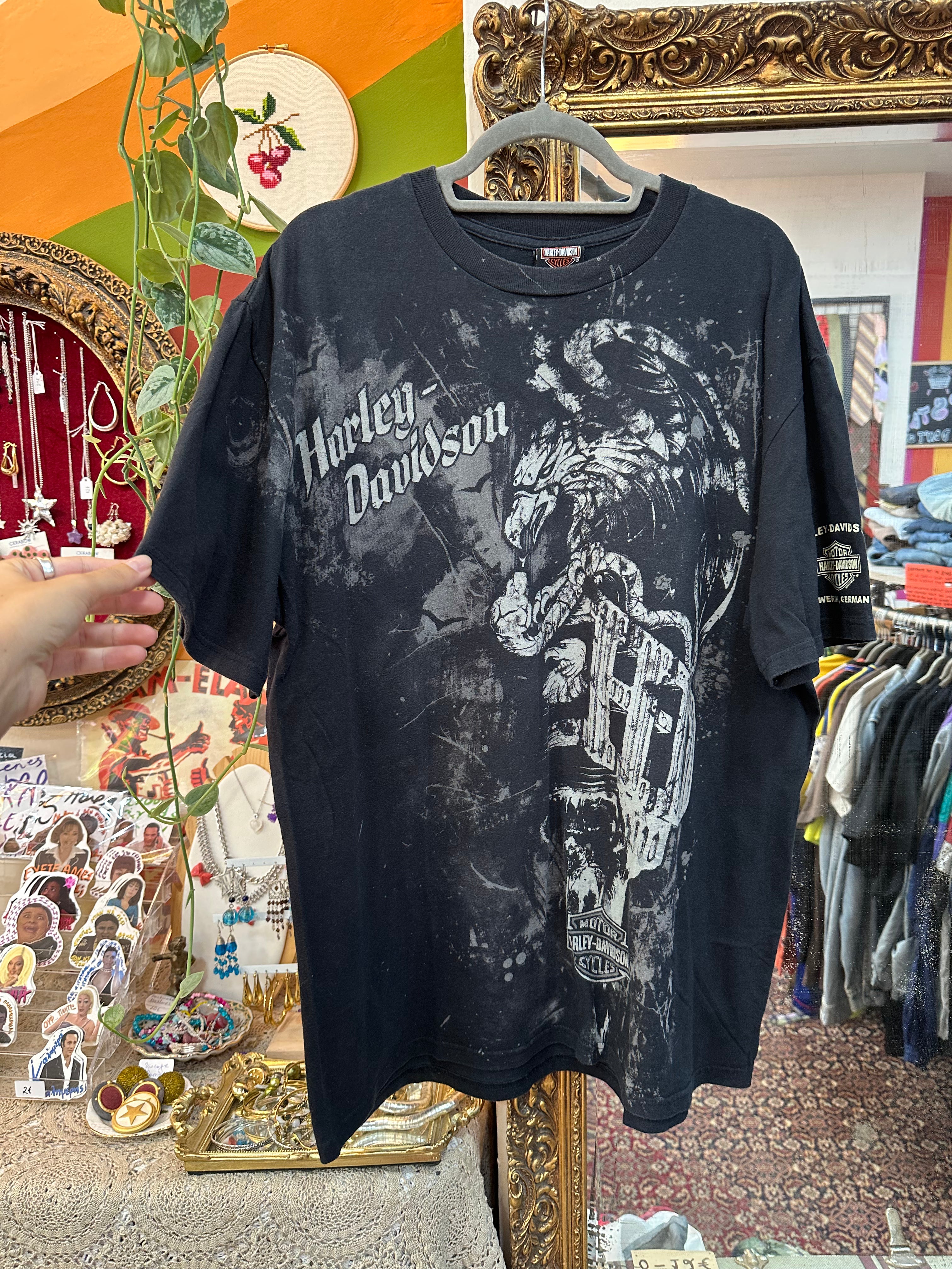 Harley Davidson graphic t-shirt (XL)