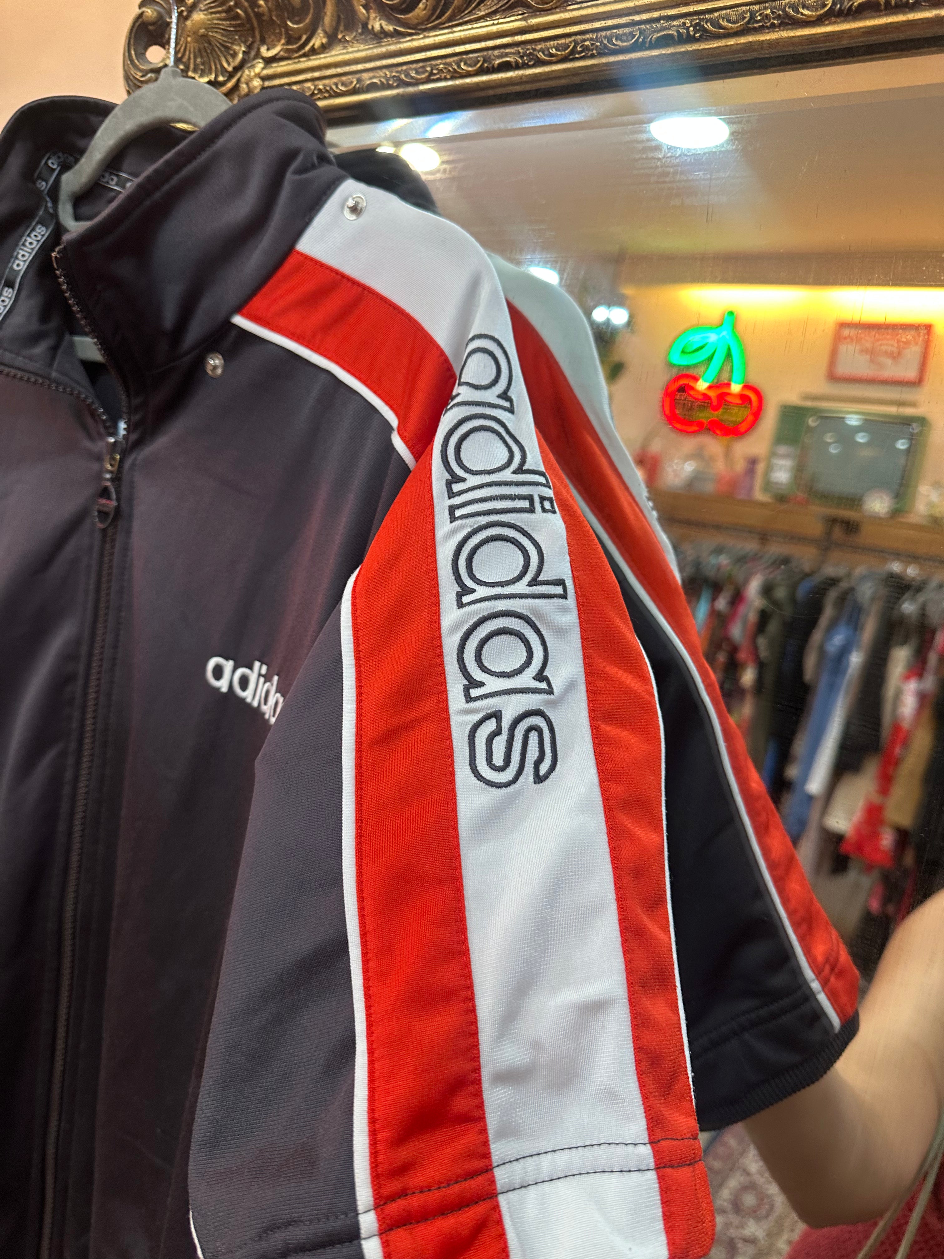 Adidas 90s D6 F180 short sleeve track jacket (M/L)
