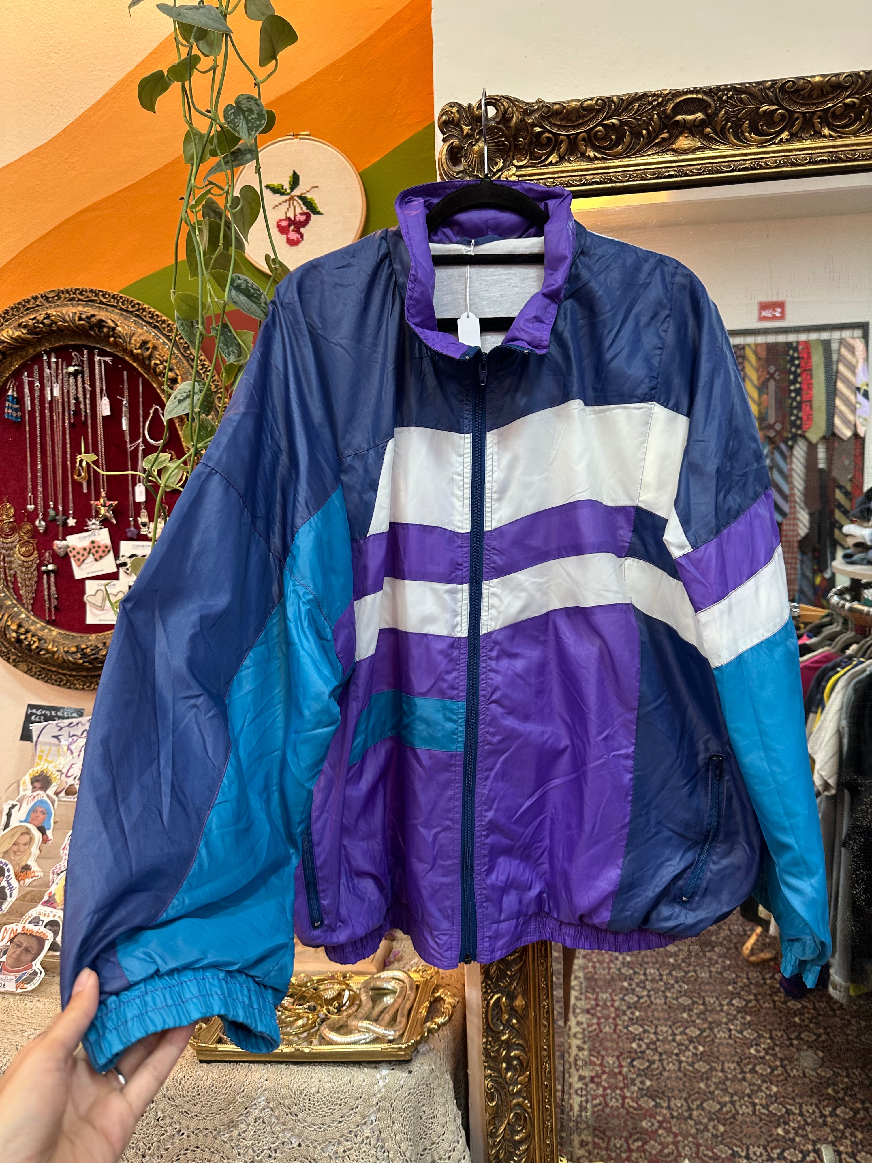 Vintage multicolor track jacket (L)