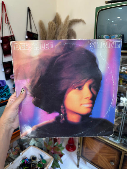 DEE.C.LEE Shrine