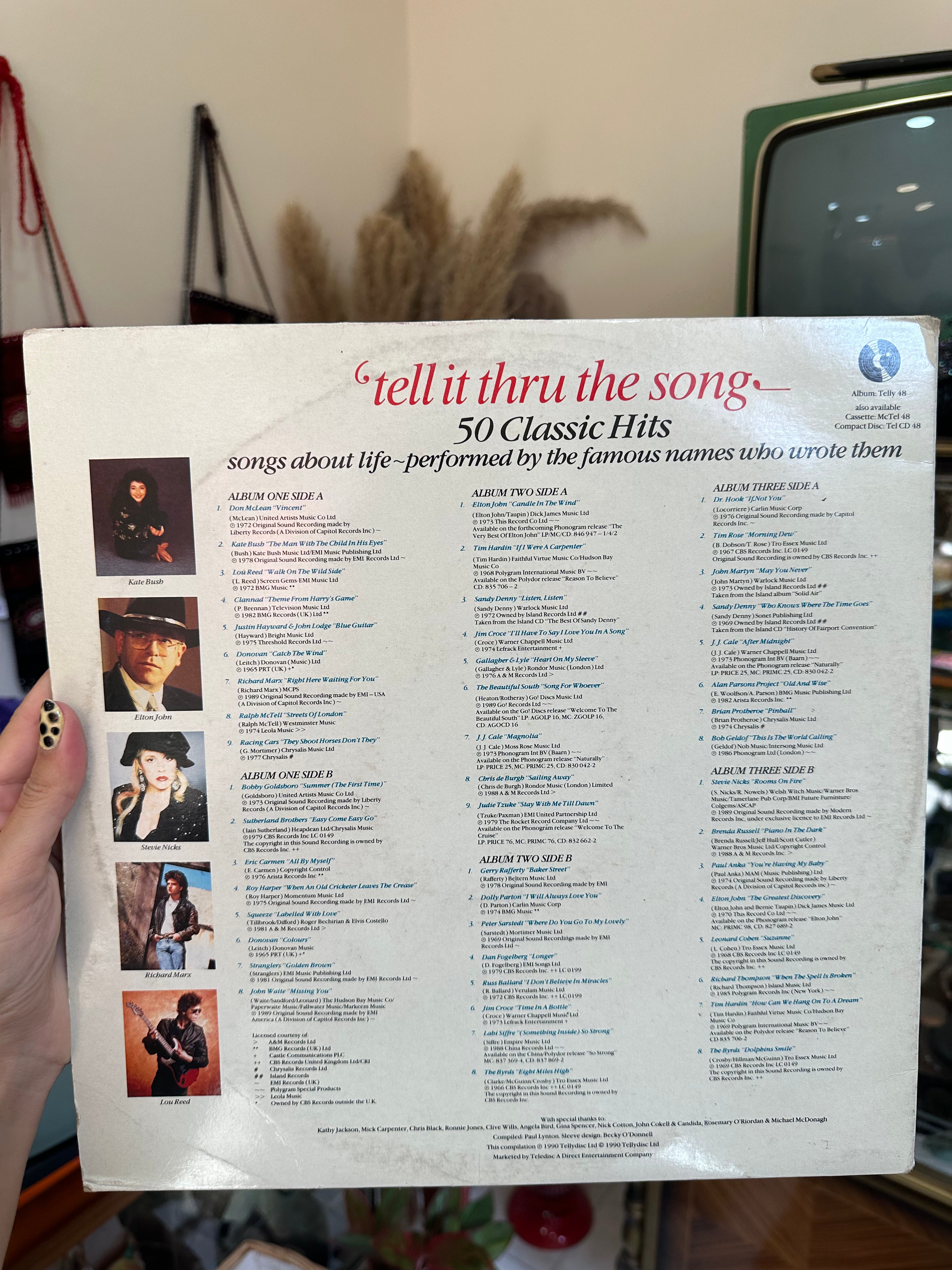 “Tell in thru the song” 50 classic hits (2 records included)