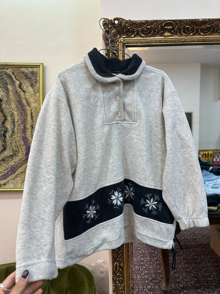 Super cute oversized vintage fleece