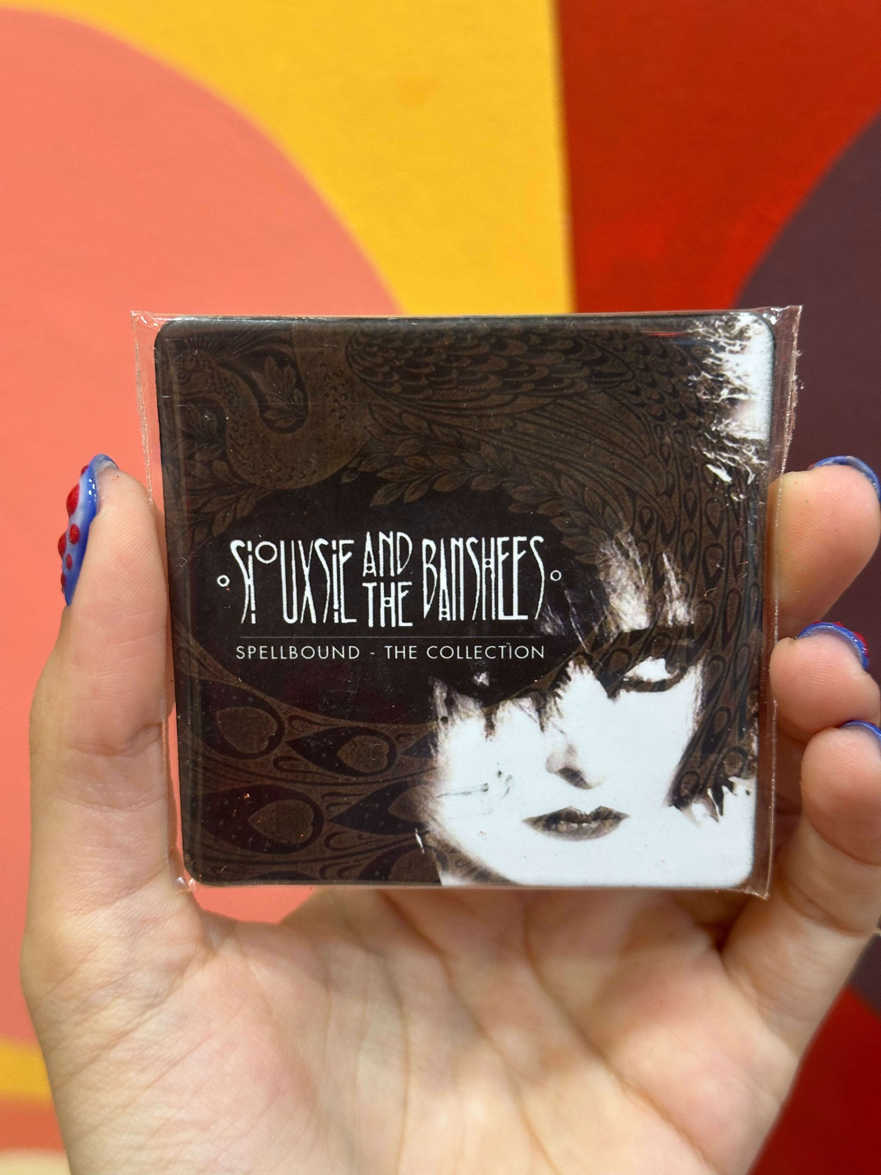 Siouxsie and the Bunshees magnet
