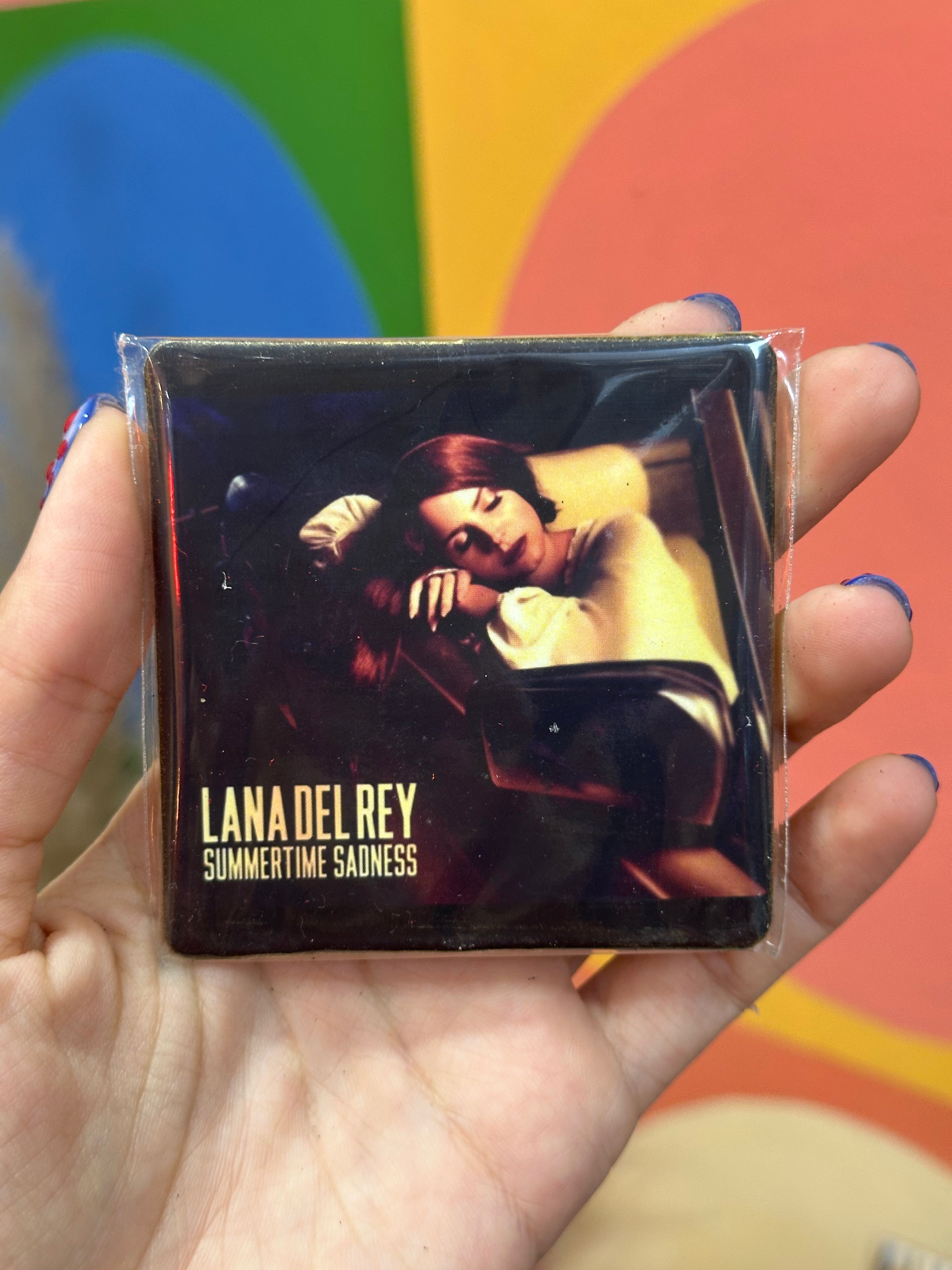 Lana del Rey magnet