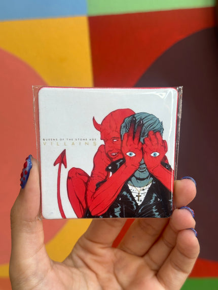 Queens of the Stone Age magnet