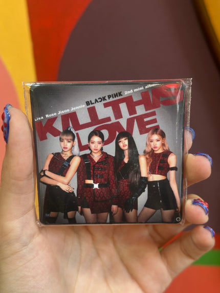 Black Pink magnet