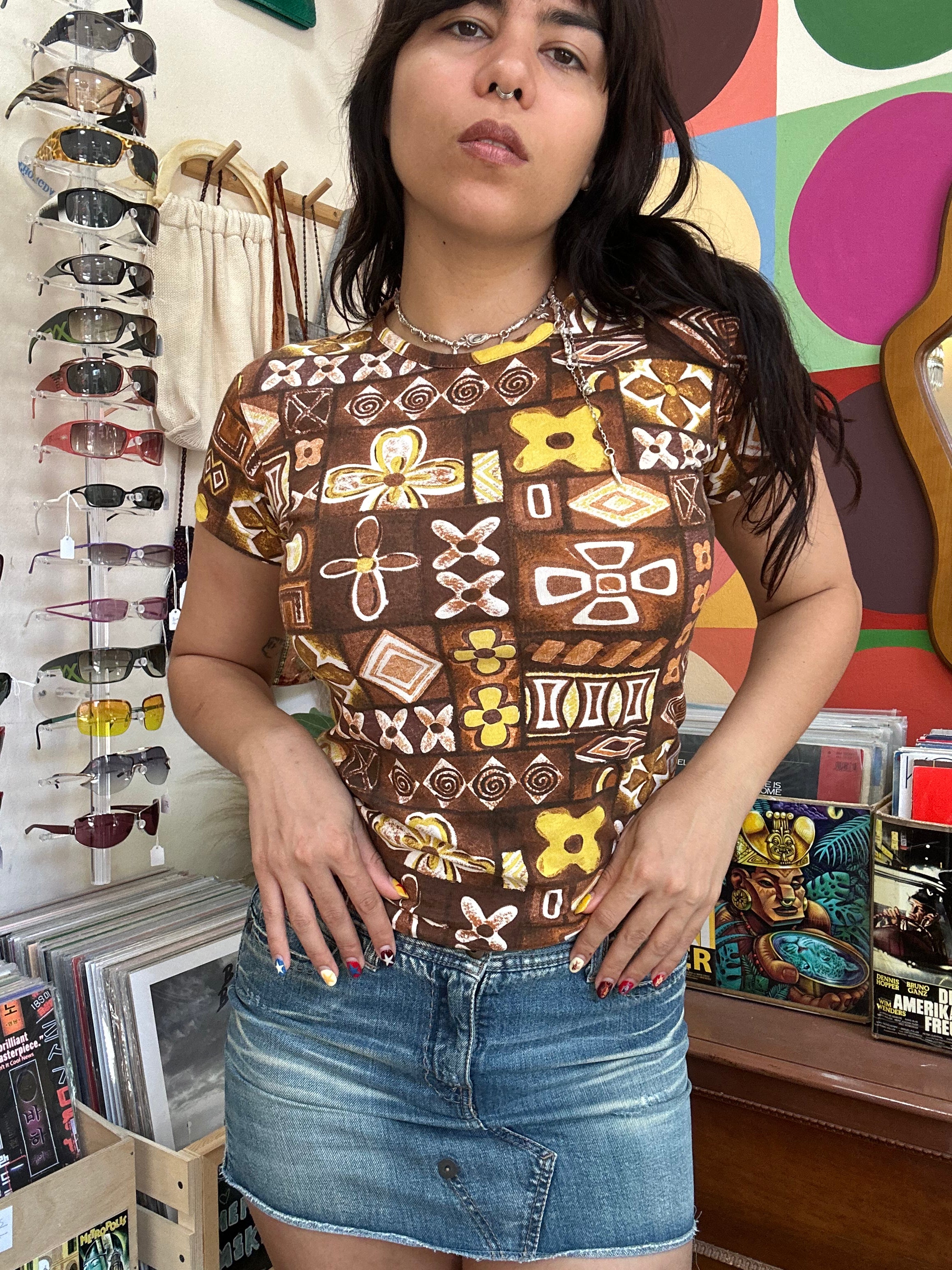 Stunning vintage patterned top (S/M)