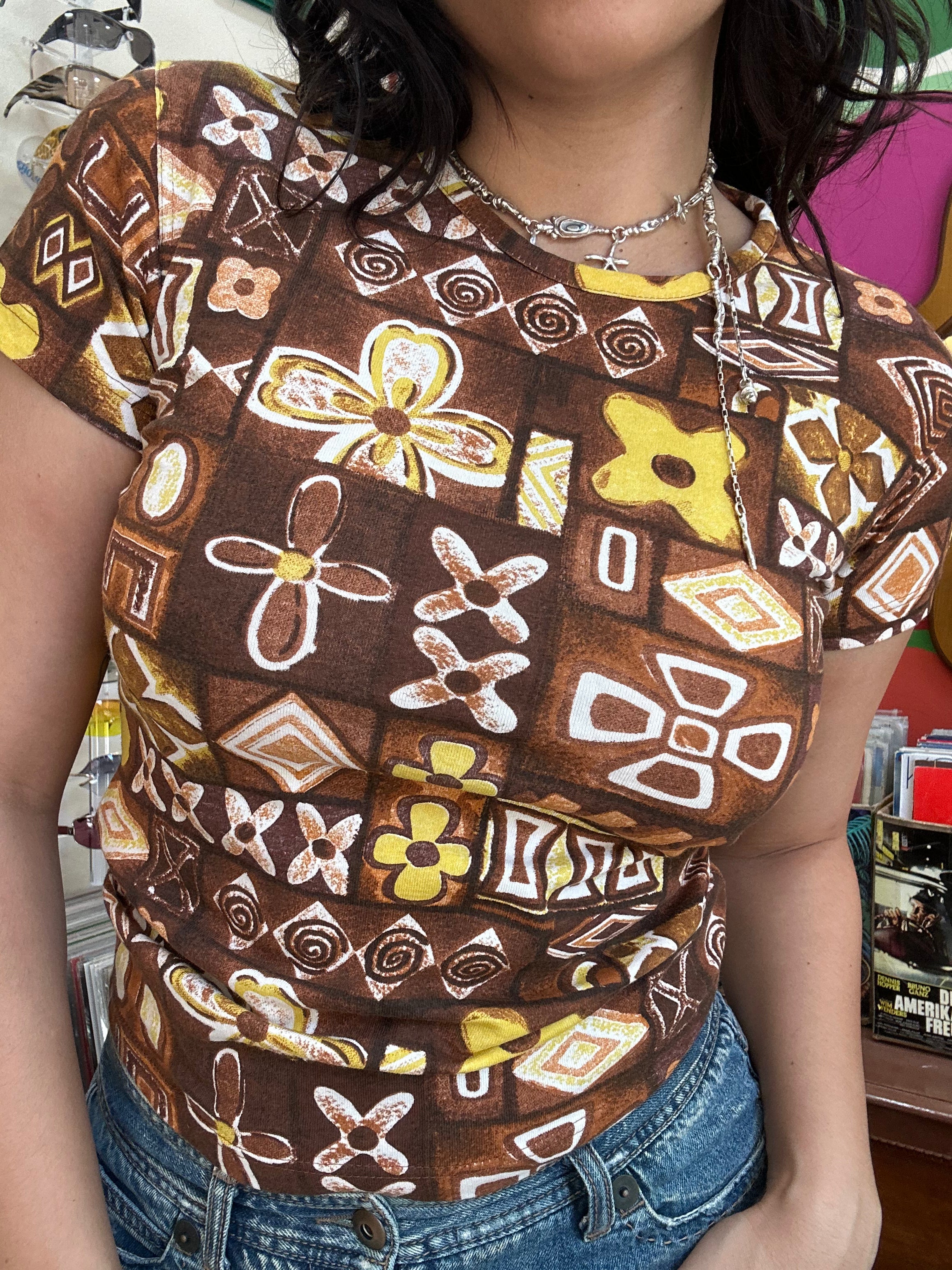 Stunning vintage patterned top (S/M)