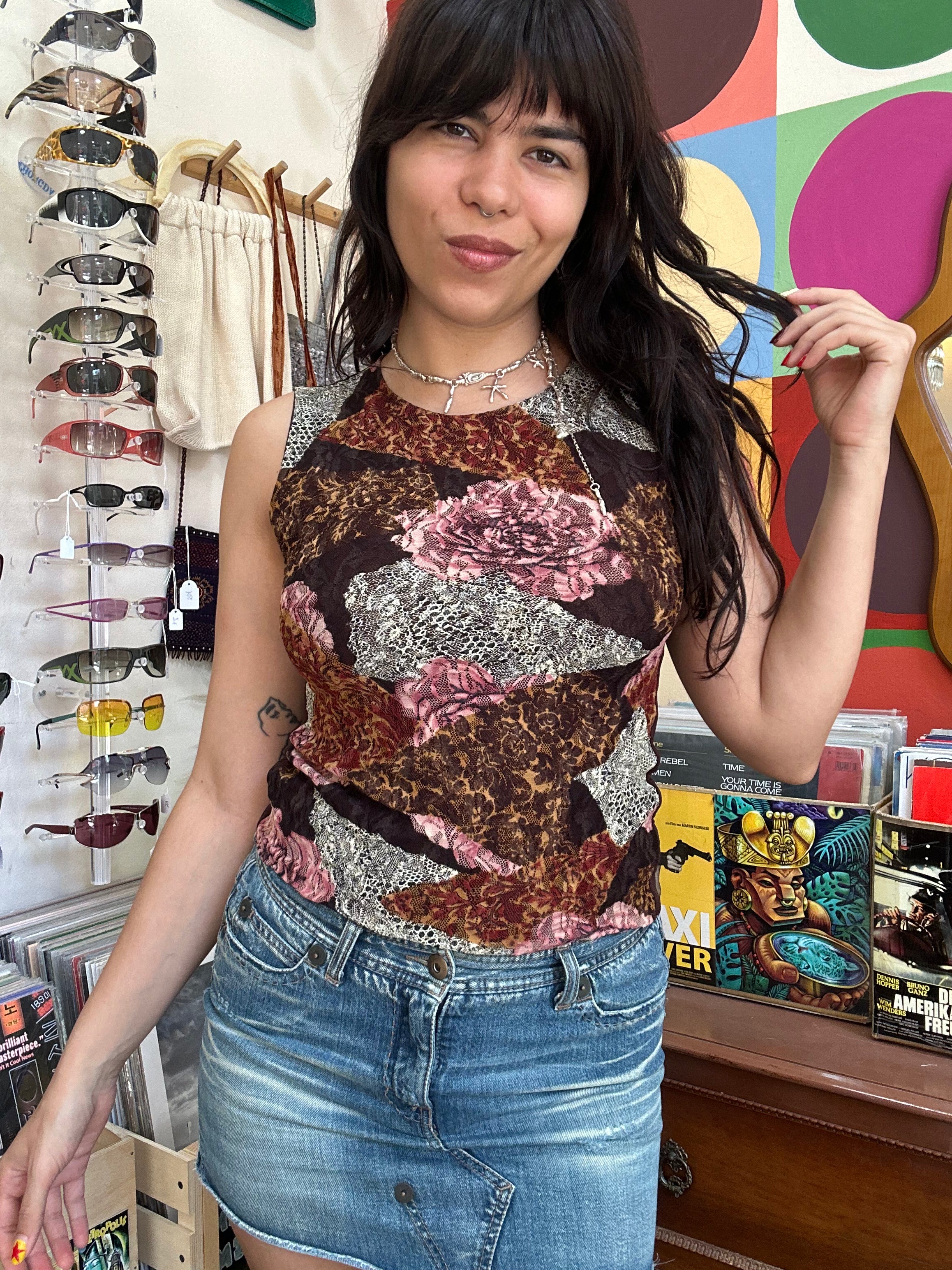 Super cute mesh top (S/L)