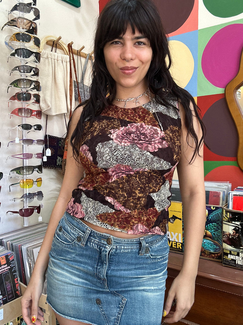 Super cute mesh top (S/L)