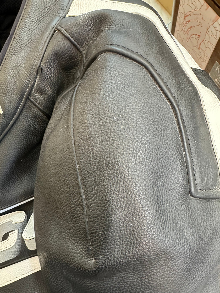 Stunning leather Men's Vanucci motorcycle jacket