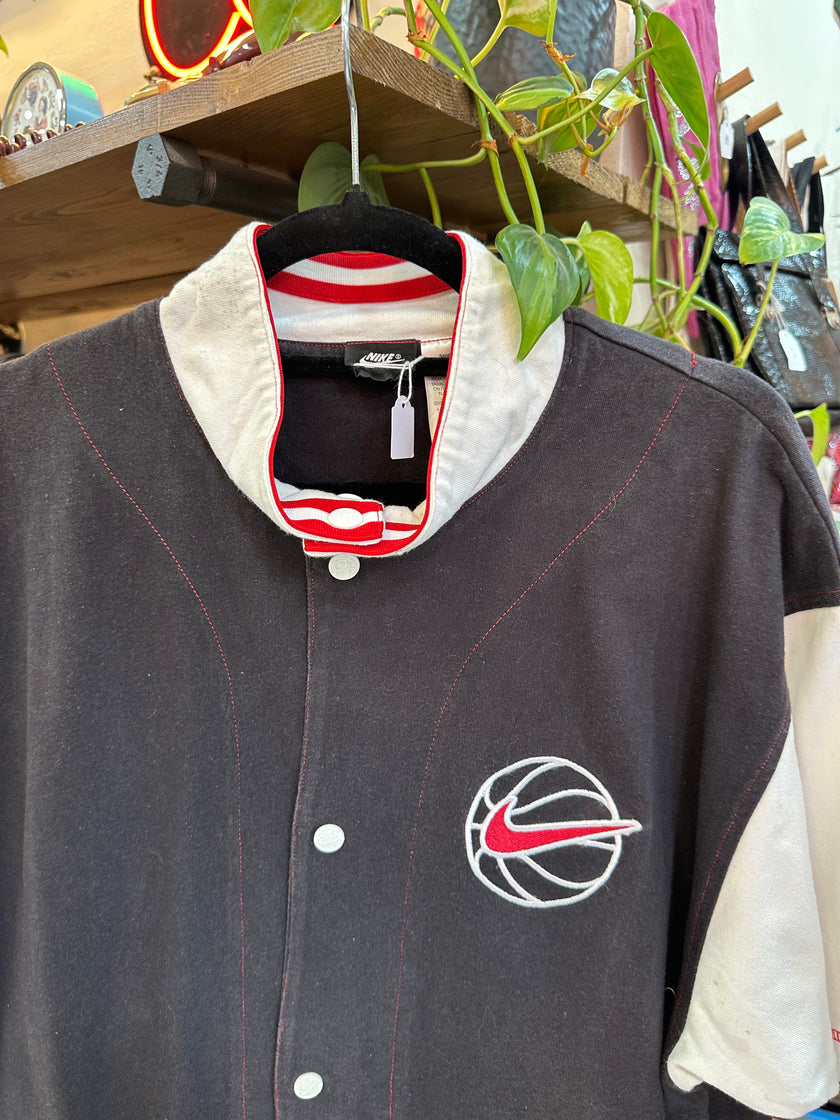 Vintage 80s Nike basket top (M)