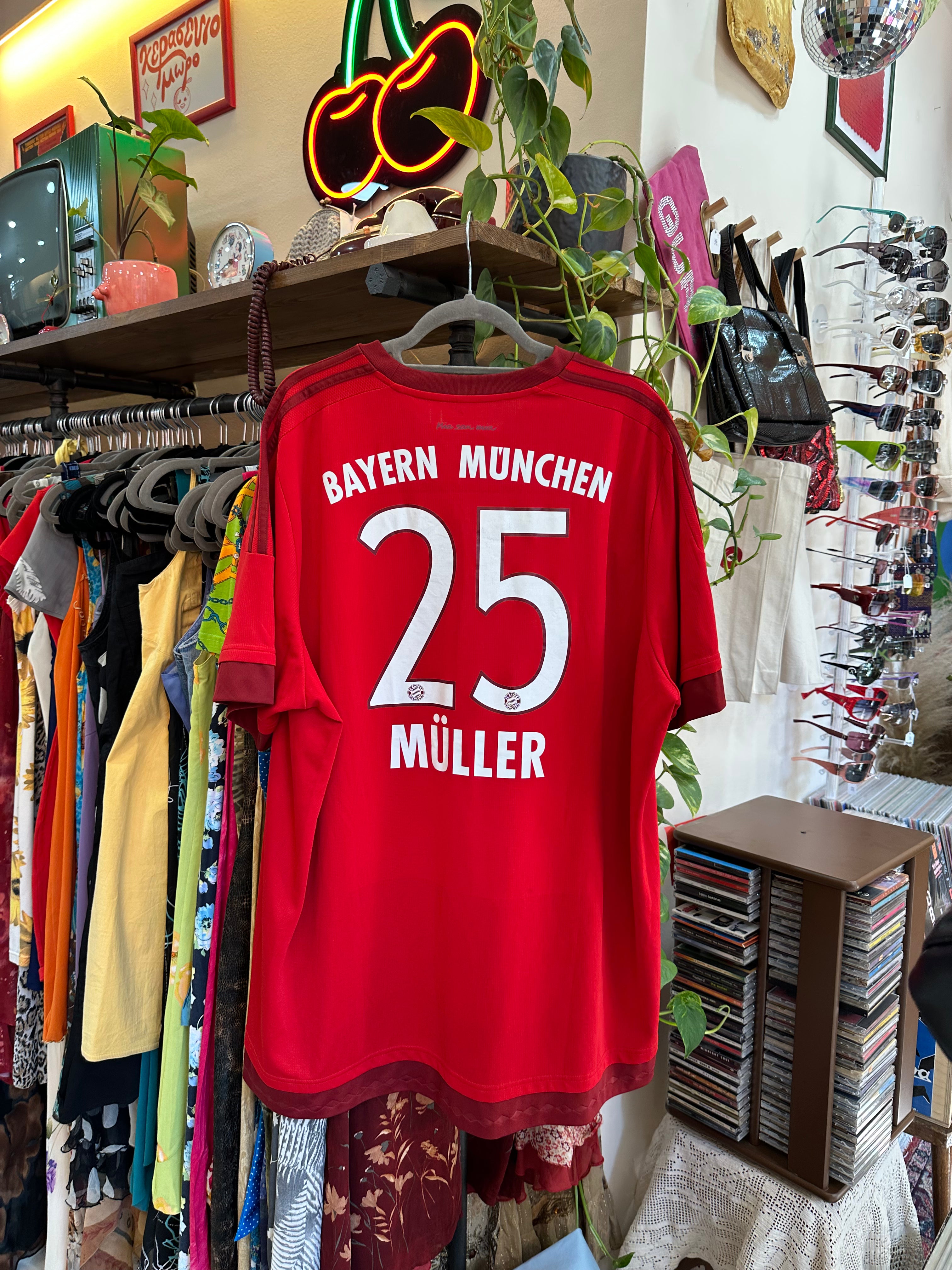 Bayern Munich Muller jersey