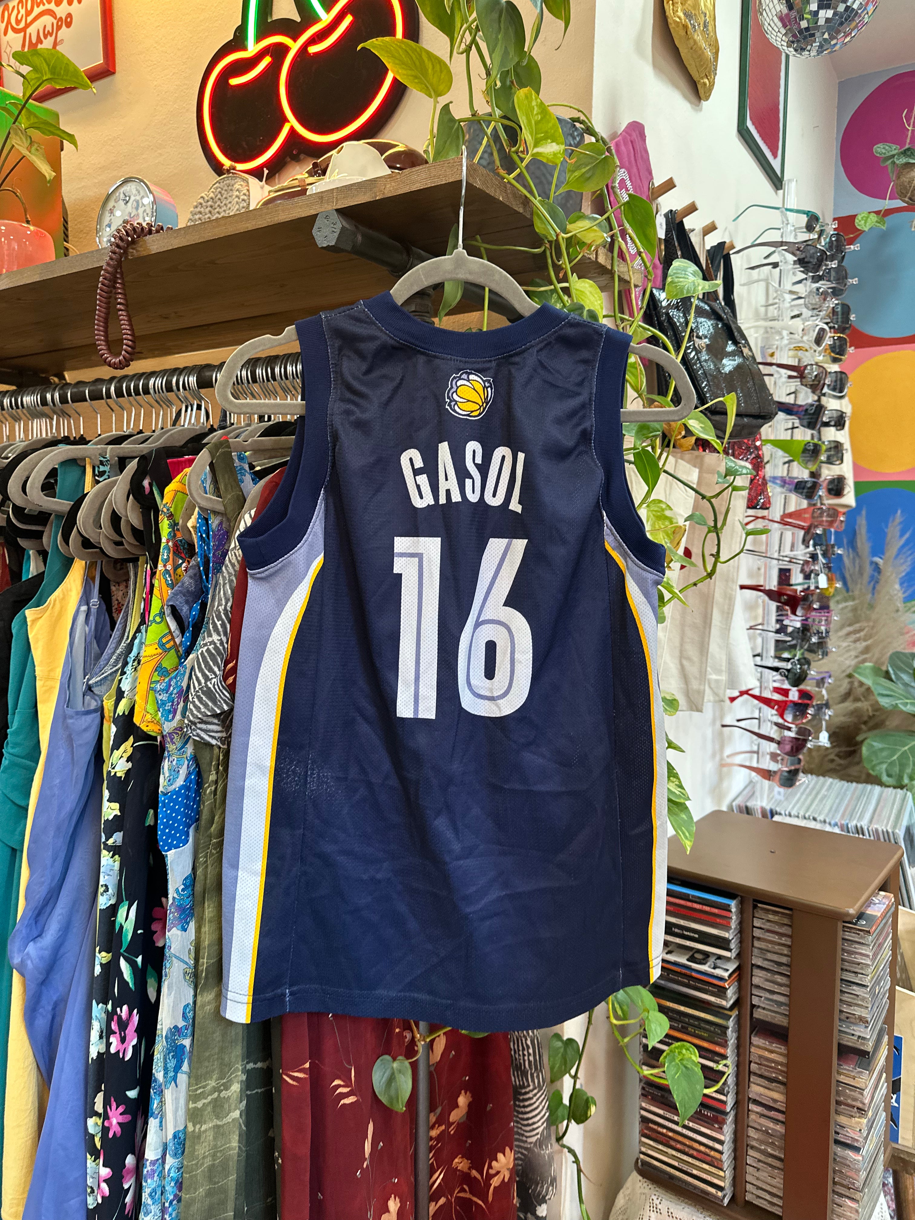 Woman’s Memphis Grizzlies Basketball Jersey - Gasol (M)
