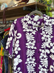 Beautiful Men’s Hawaiian style shirt (M)