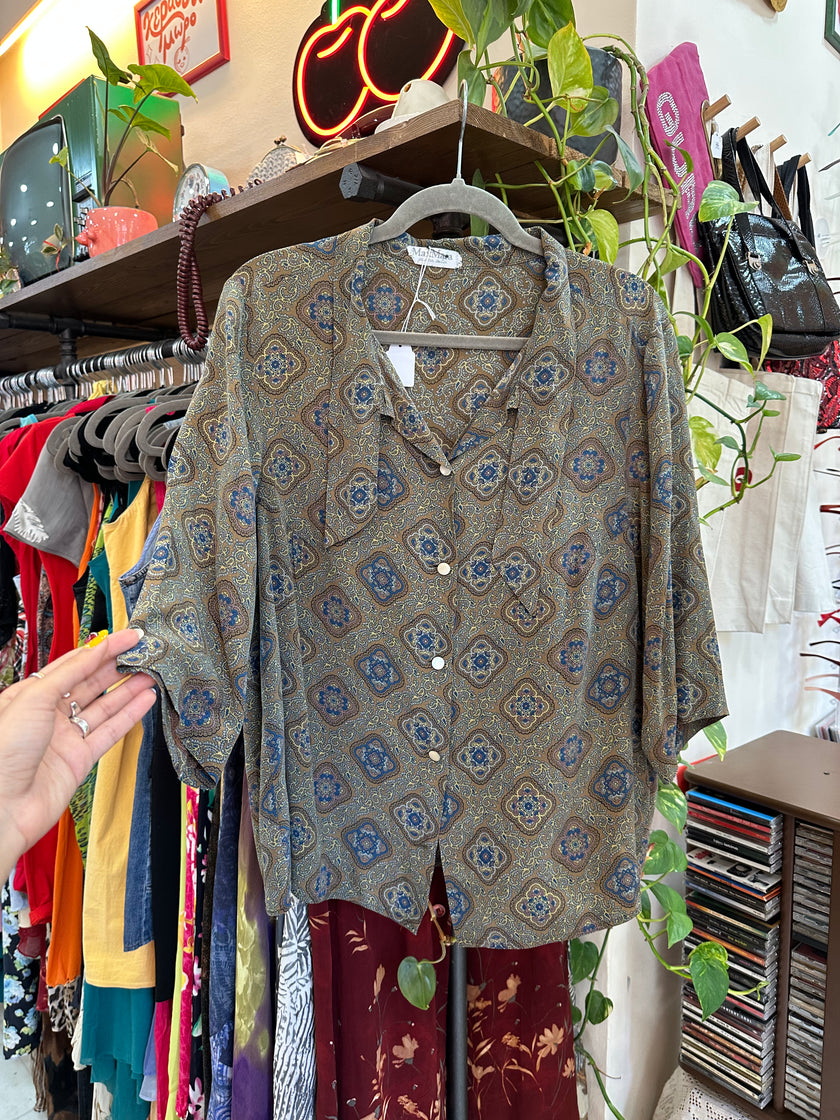 Max Mara 100% woman’s silk shirt (M)