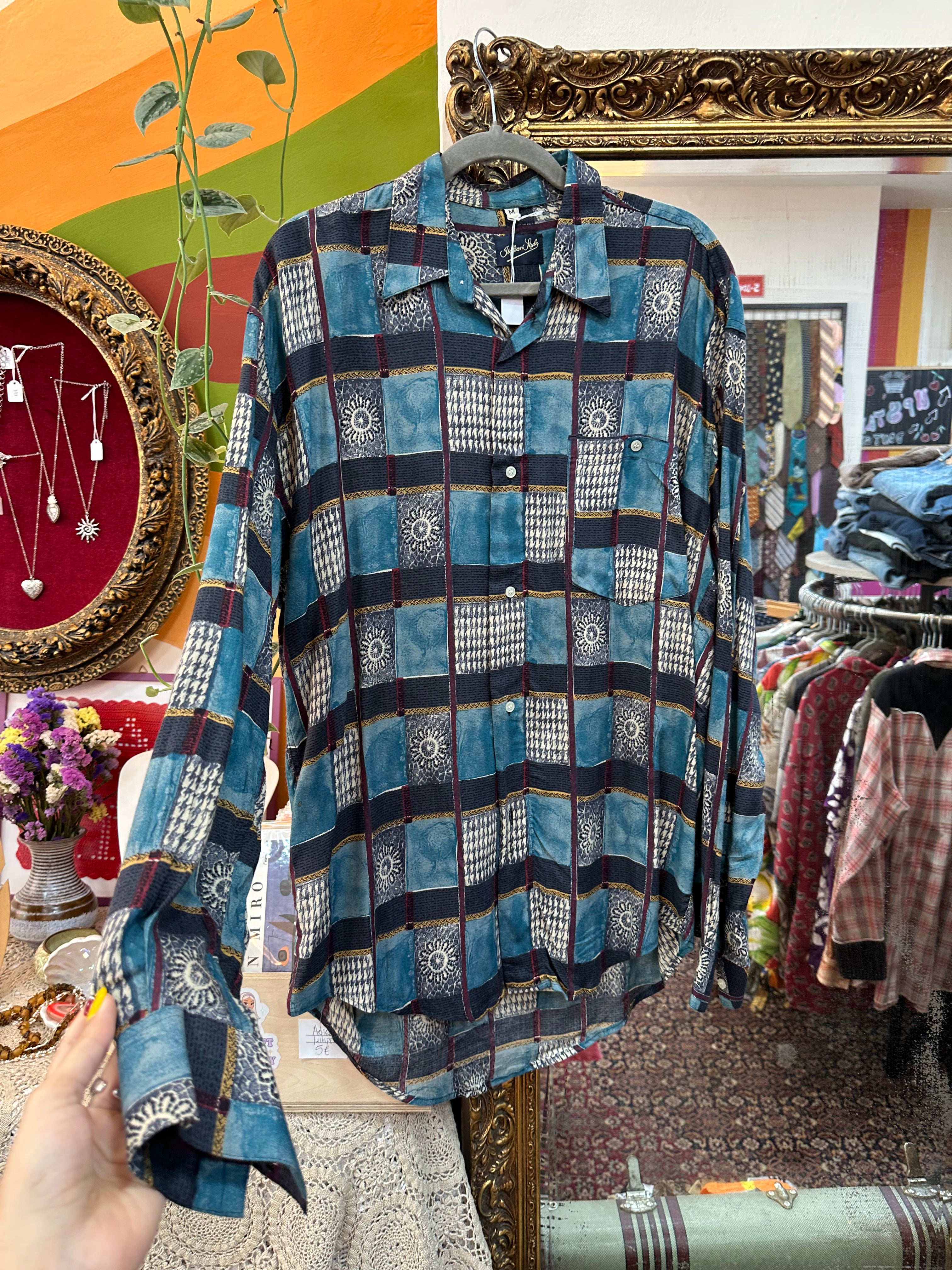 Vintage Men’s 90s funky patterned shirt (M)