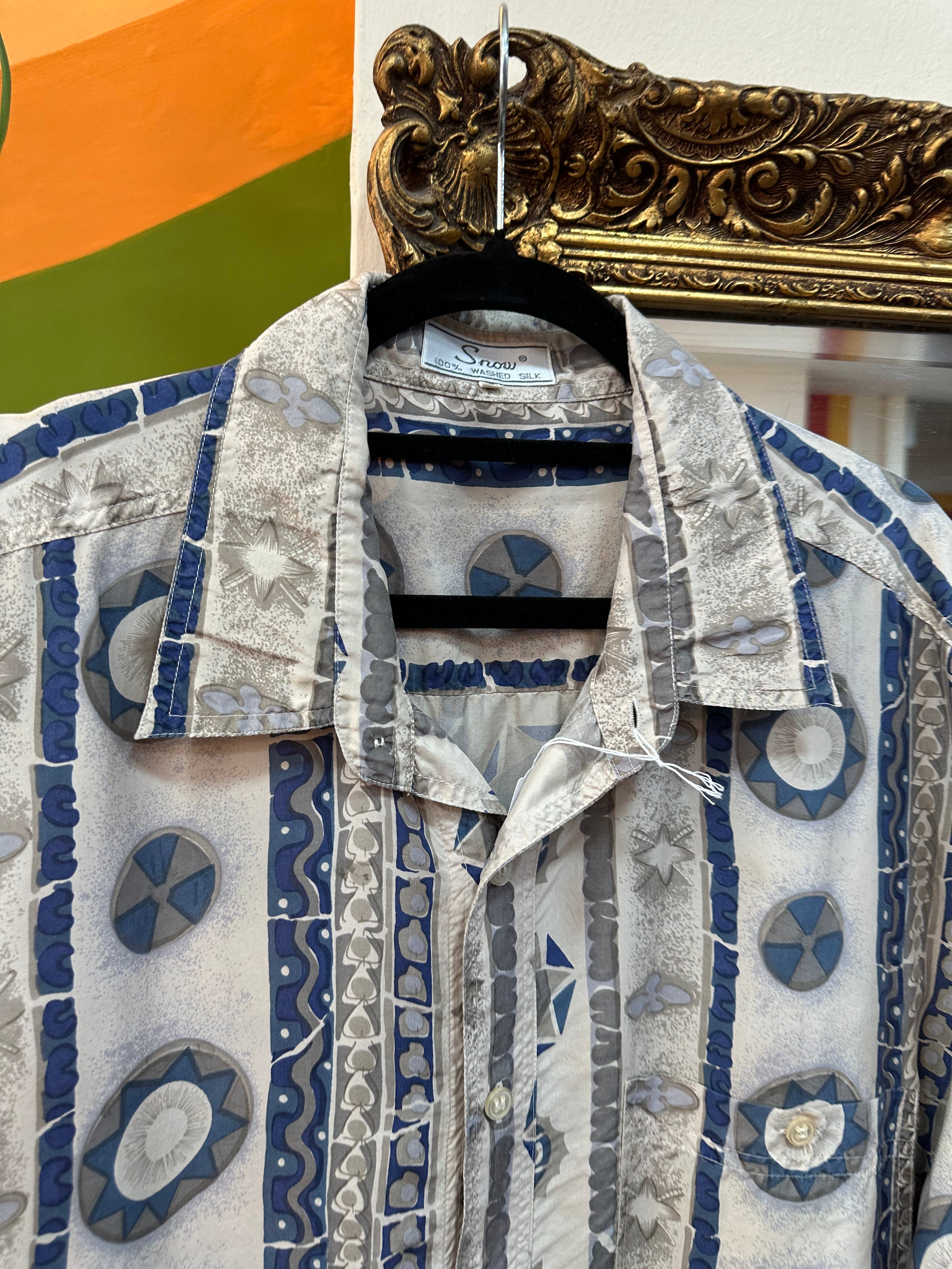 Men’s Vintage 100% silk 90s style shirt (XL)