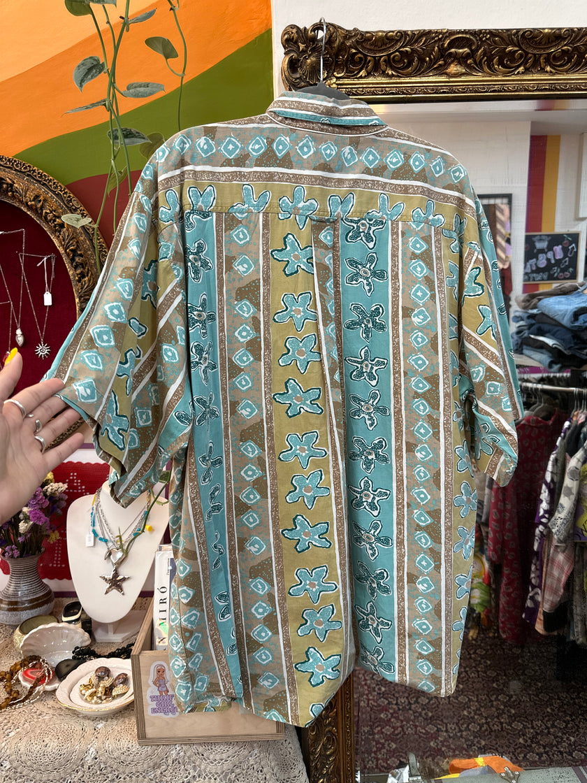 Vintage Men’s James Dillon 90s style funky patterned shirt (XL)