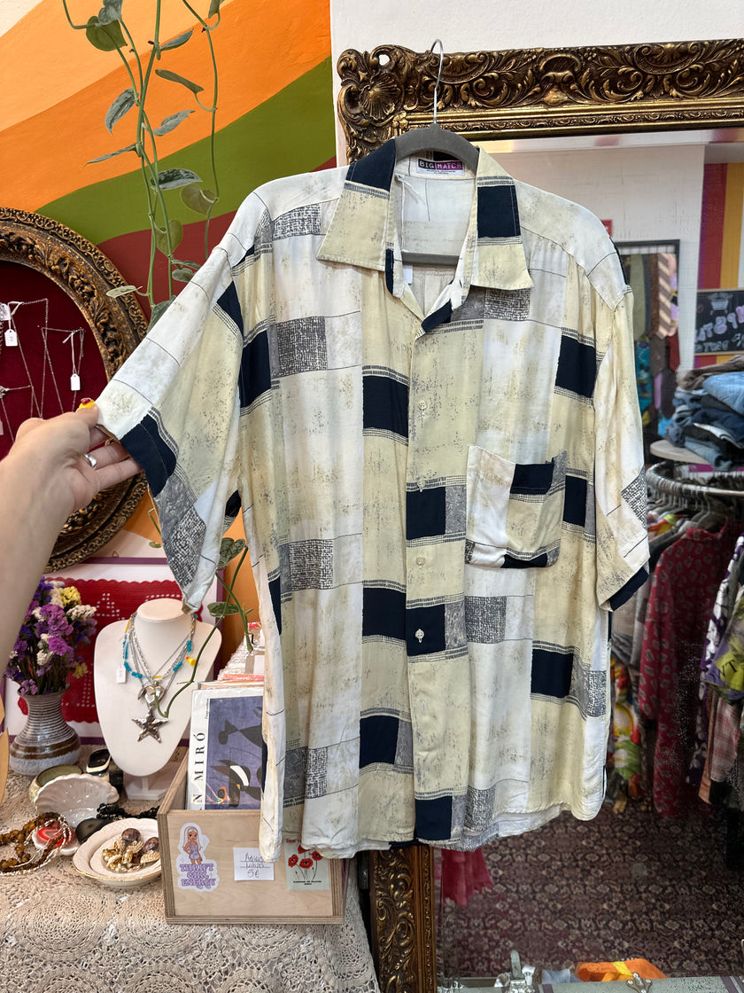 Men’s vintage 90s style shirt (L)