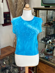 Super cute sleeveless tie dye top (L)