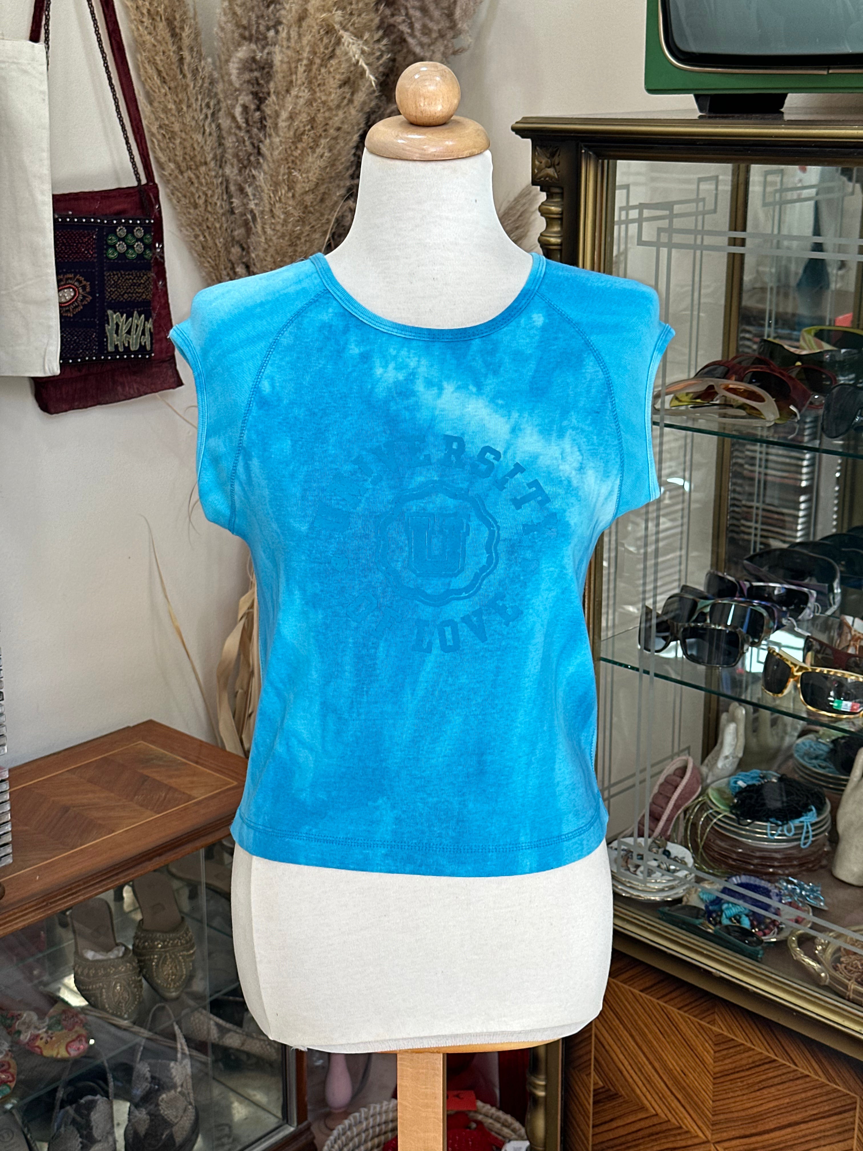 Super cute sleeveless tie dye top (L)