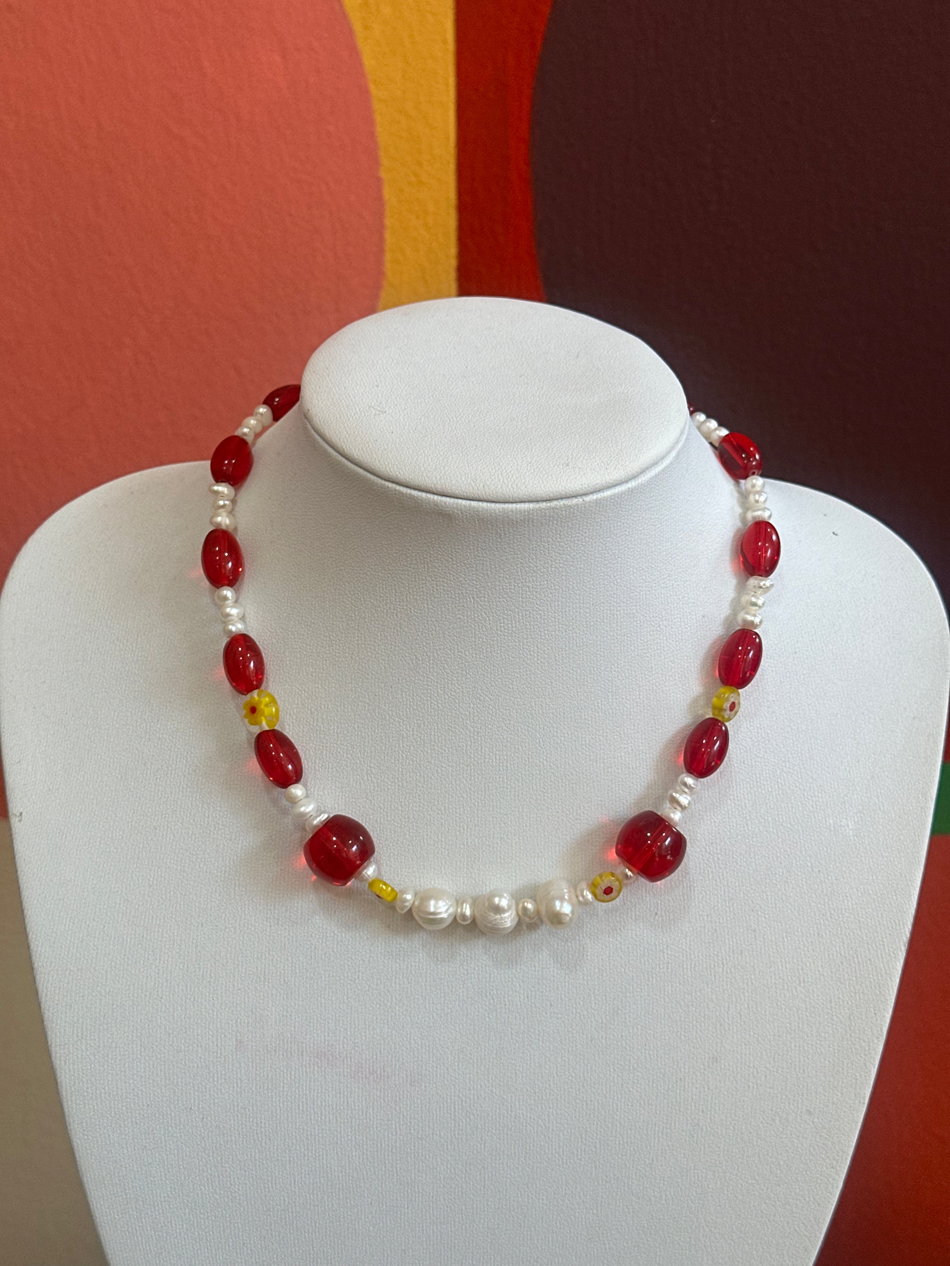 Stunning handmade chocker glass & pearl necklace