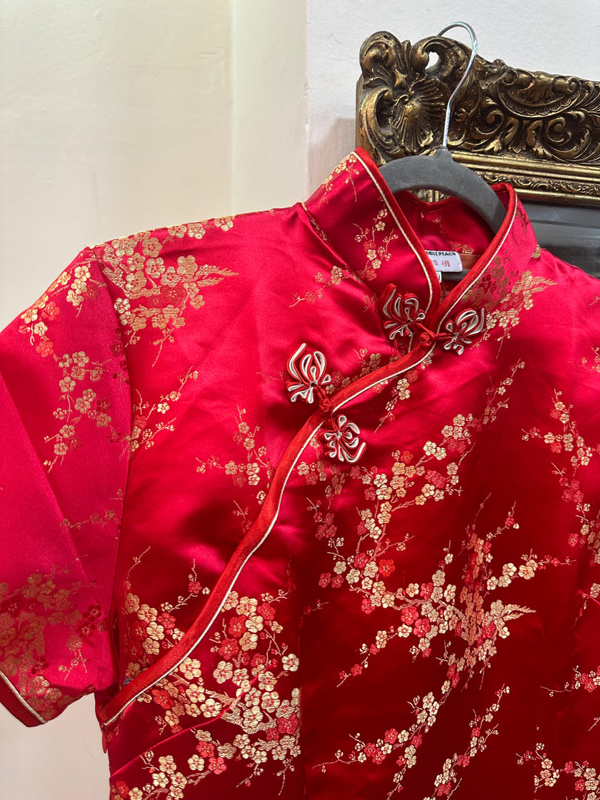 Beautiful red qipao dress